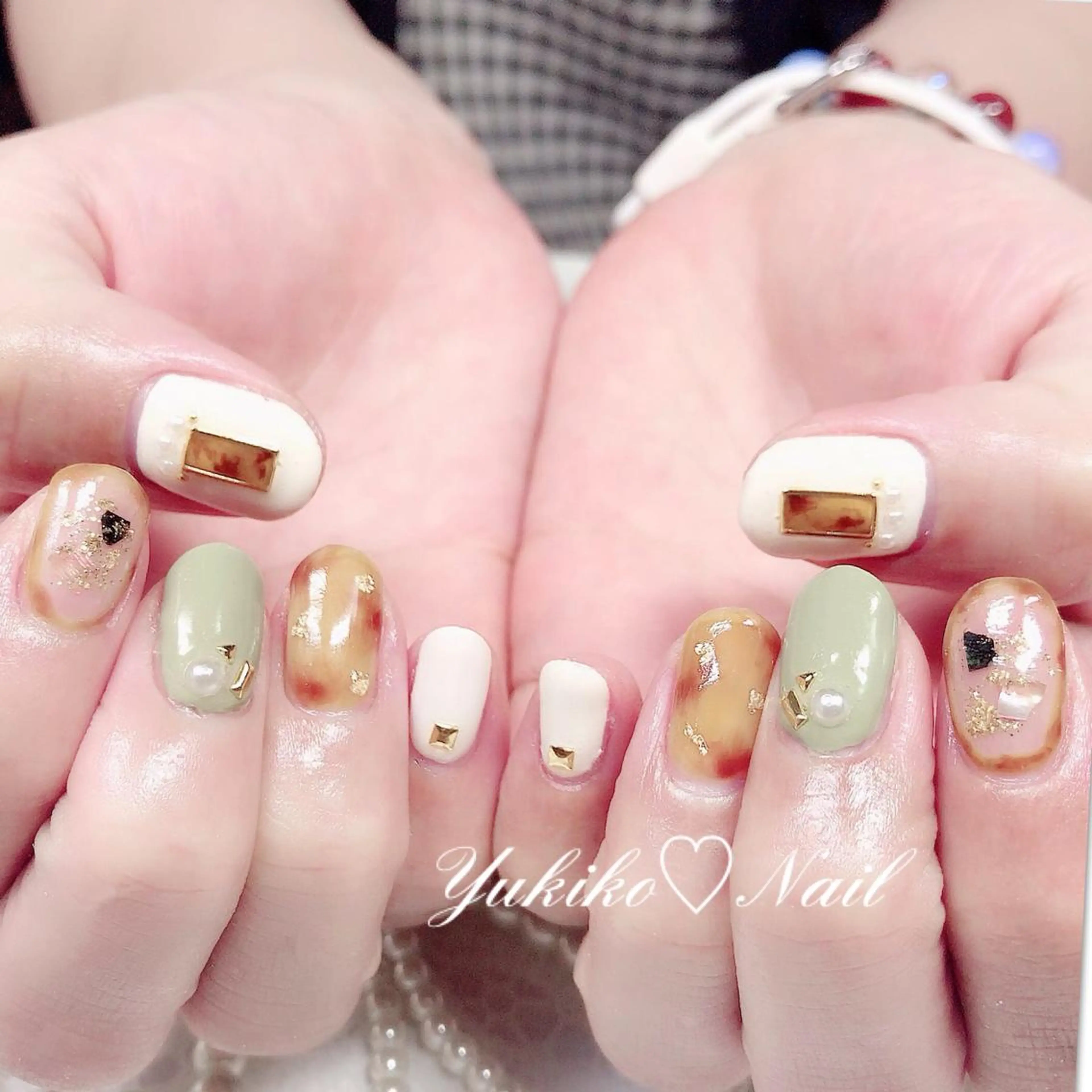 ネイル べっ甲ネイル ハンドネイル ユキコ ネイルのネイルデザイン