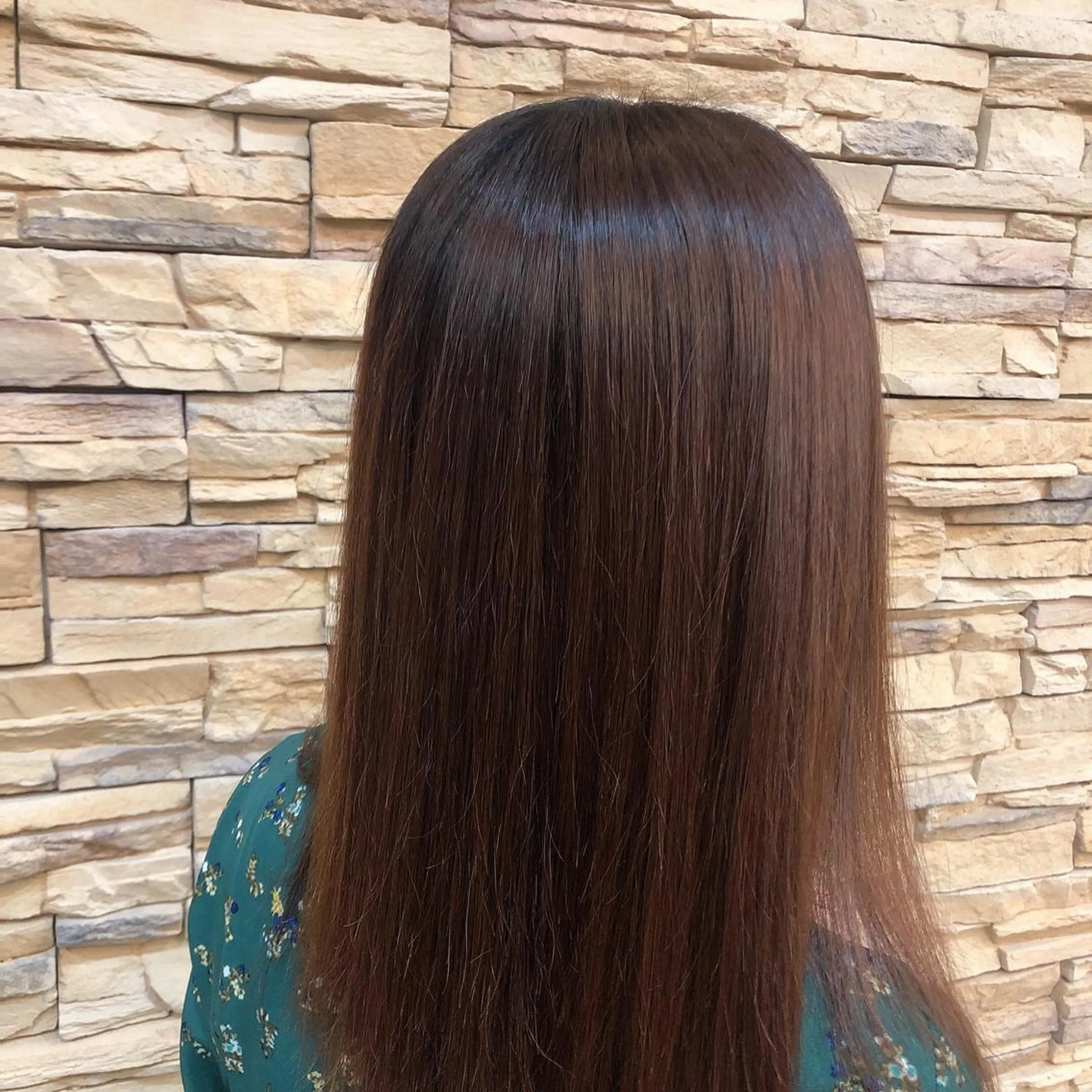 ミディアム 福岡縮毛矯正✨️ ストレート 向井和輝のヘアスタイル