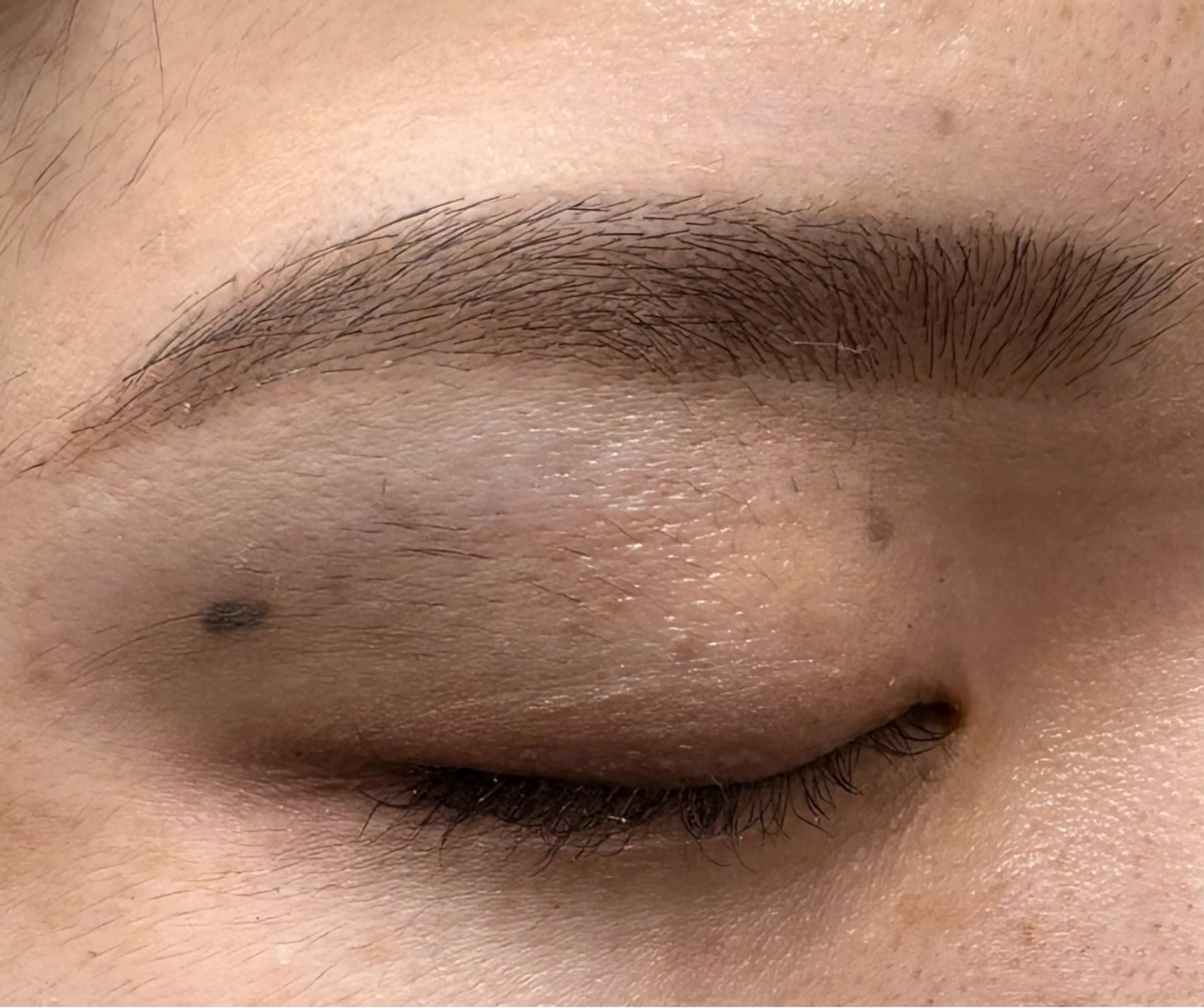 アイブロウ ひぐち ともこのマツエク・マツパデザイン