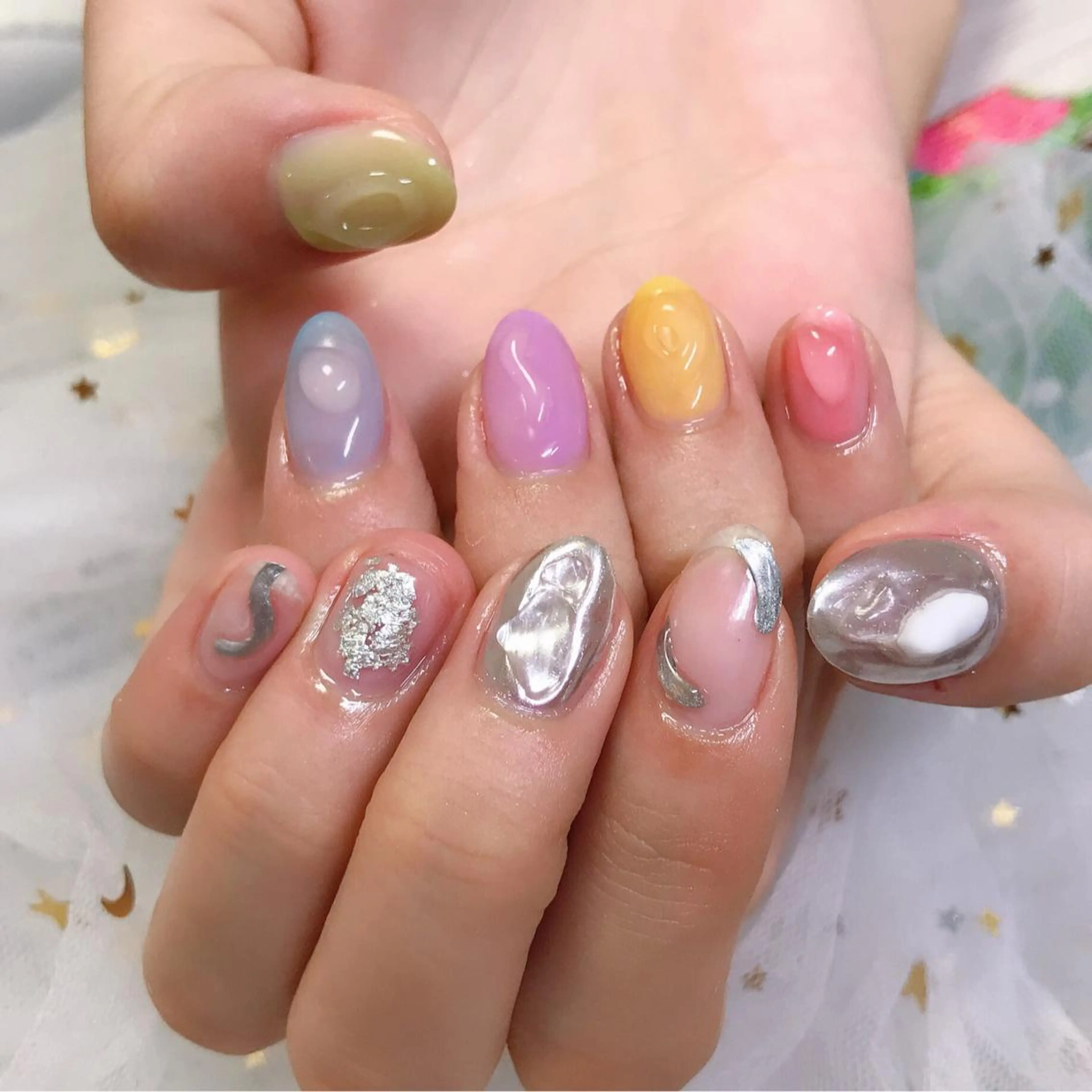 カラー ネイル Q Free nailsのネイルデザイン