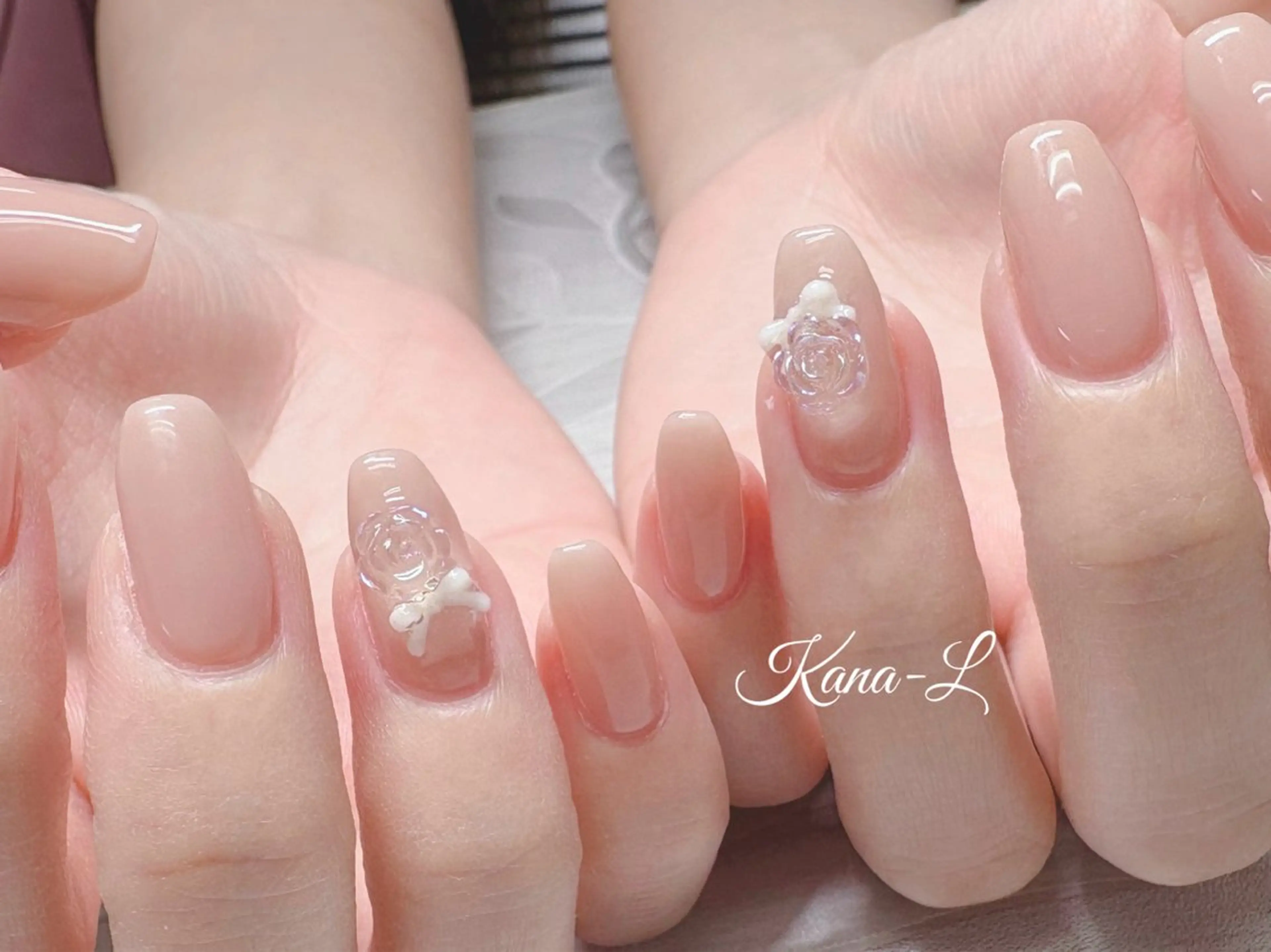 ネイル 芦辺 香奈のネイルデザイン