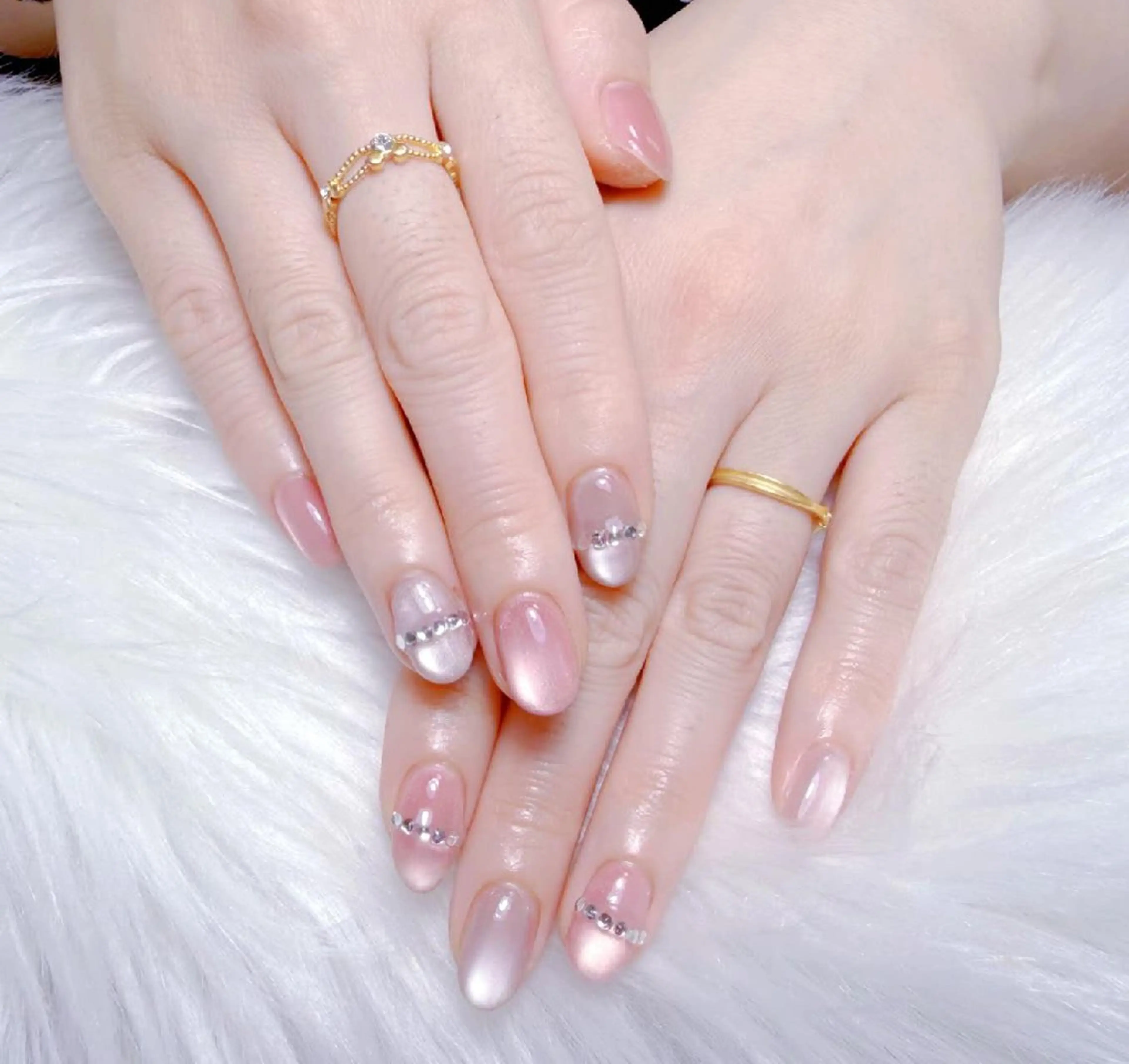 ネイル 小島 阿佑美のネイルデザイン