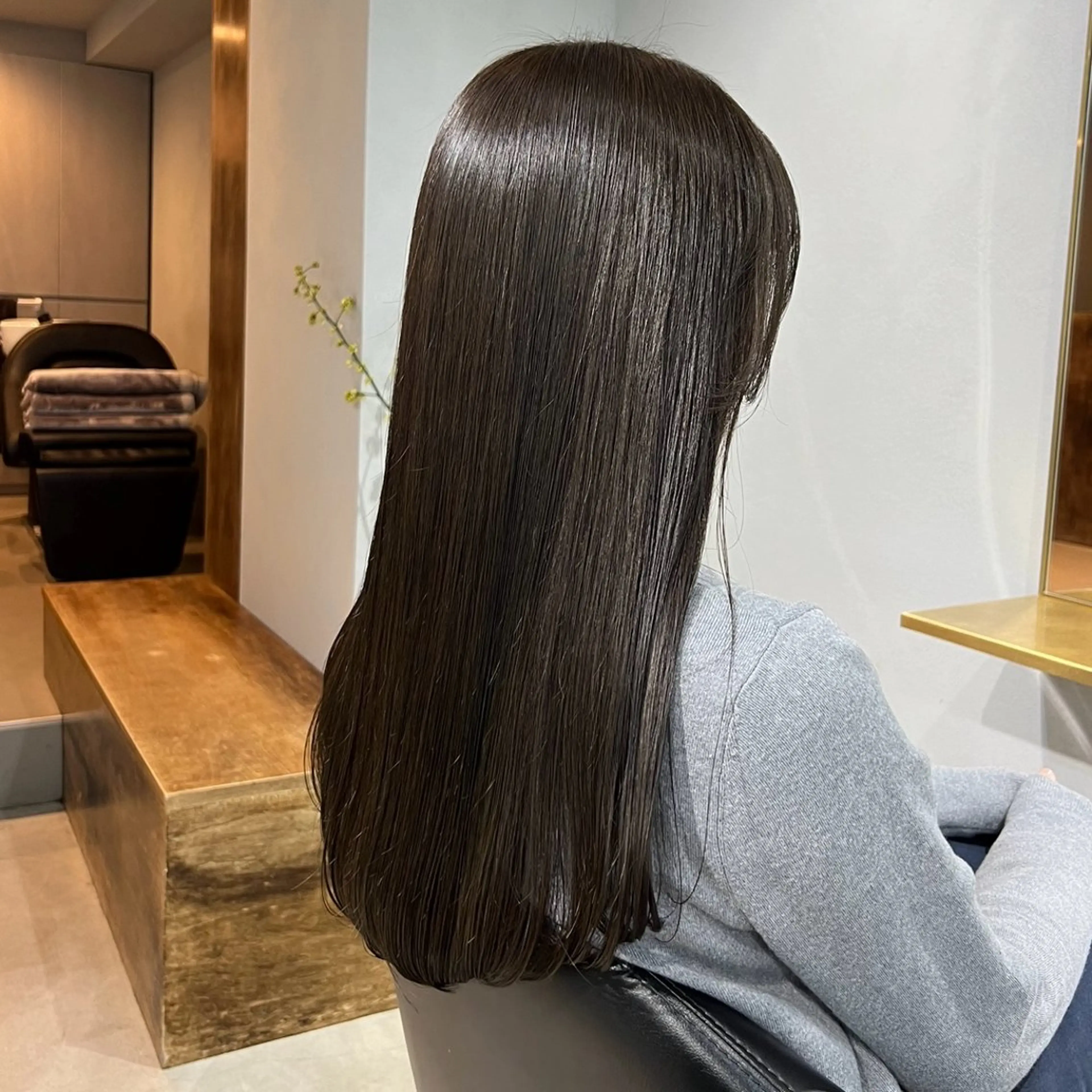 セミロング カラー カット ヘアカラー トリートメント akane/ベージュ /オリーブ/ブラウンのヘアスタイル