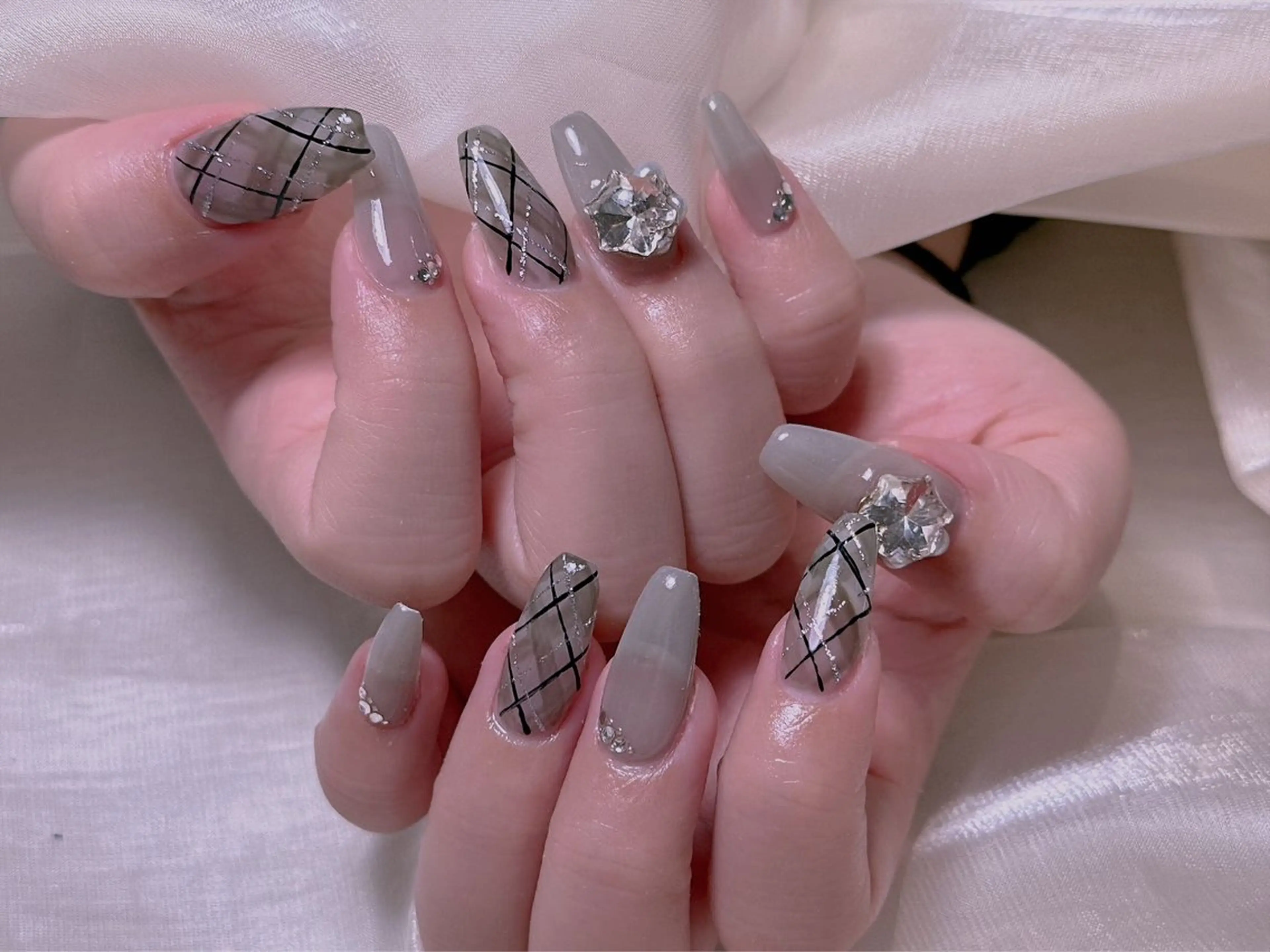 ネイル ハンドネイル エムズ ハヤシのネイルデザイン