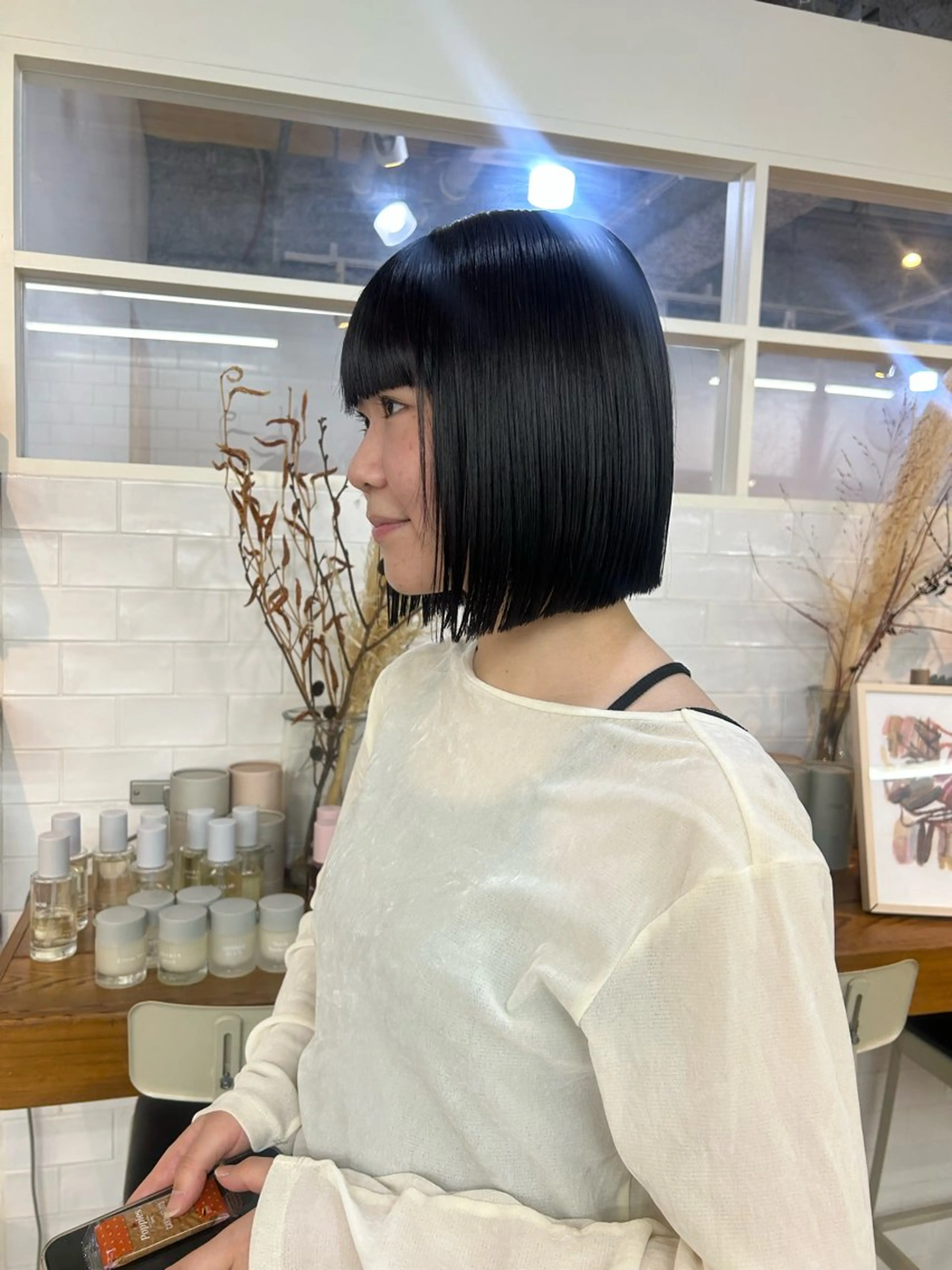 ショート ボブ yumeka🩶ボブ 暖色/透け感カラーのヘアスタイル