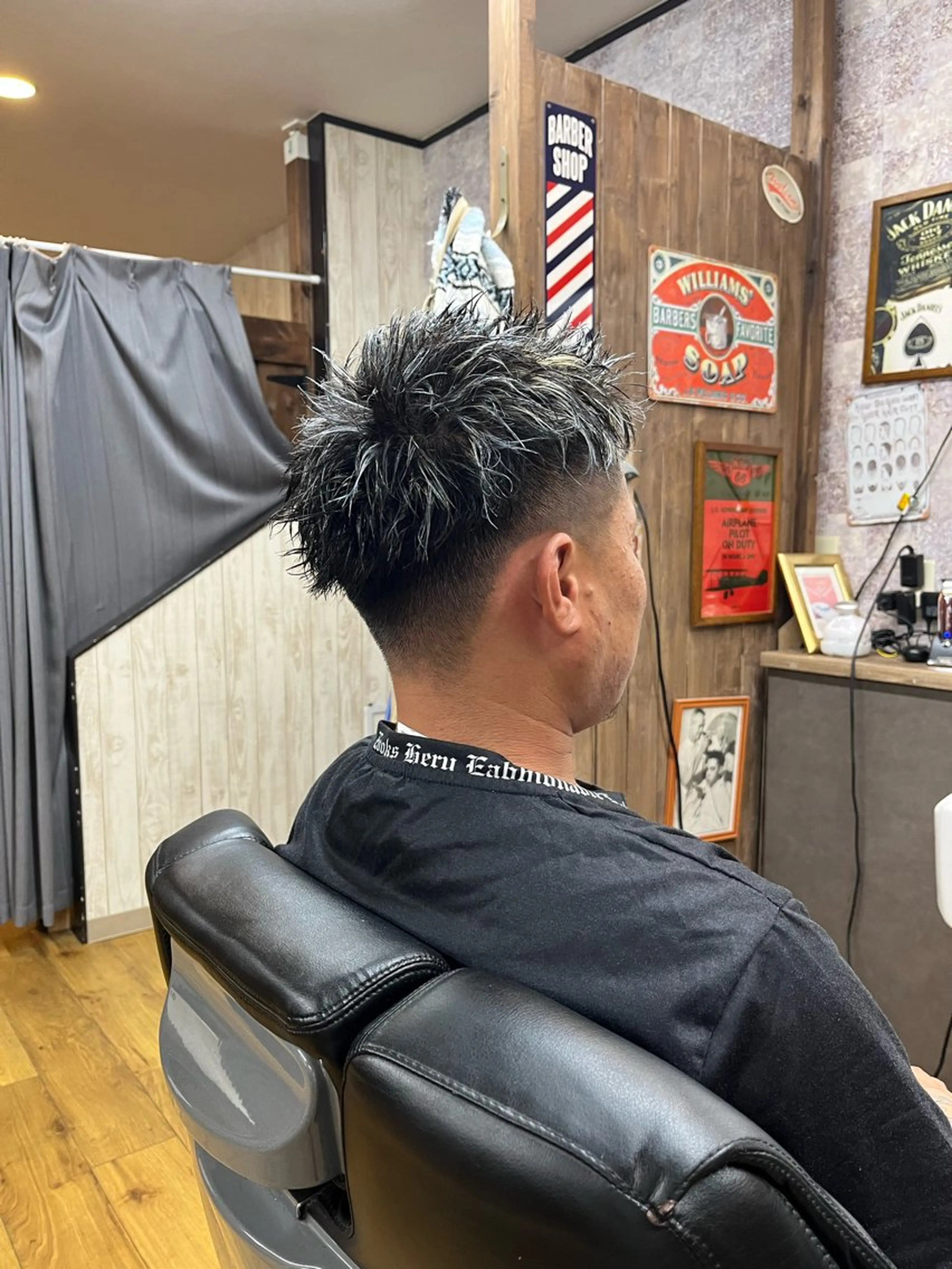 カット+メッシュ+顔剃り+シャンプー+ヘアセットの写真