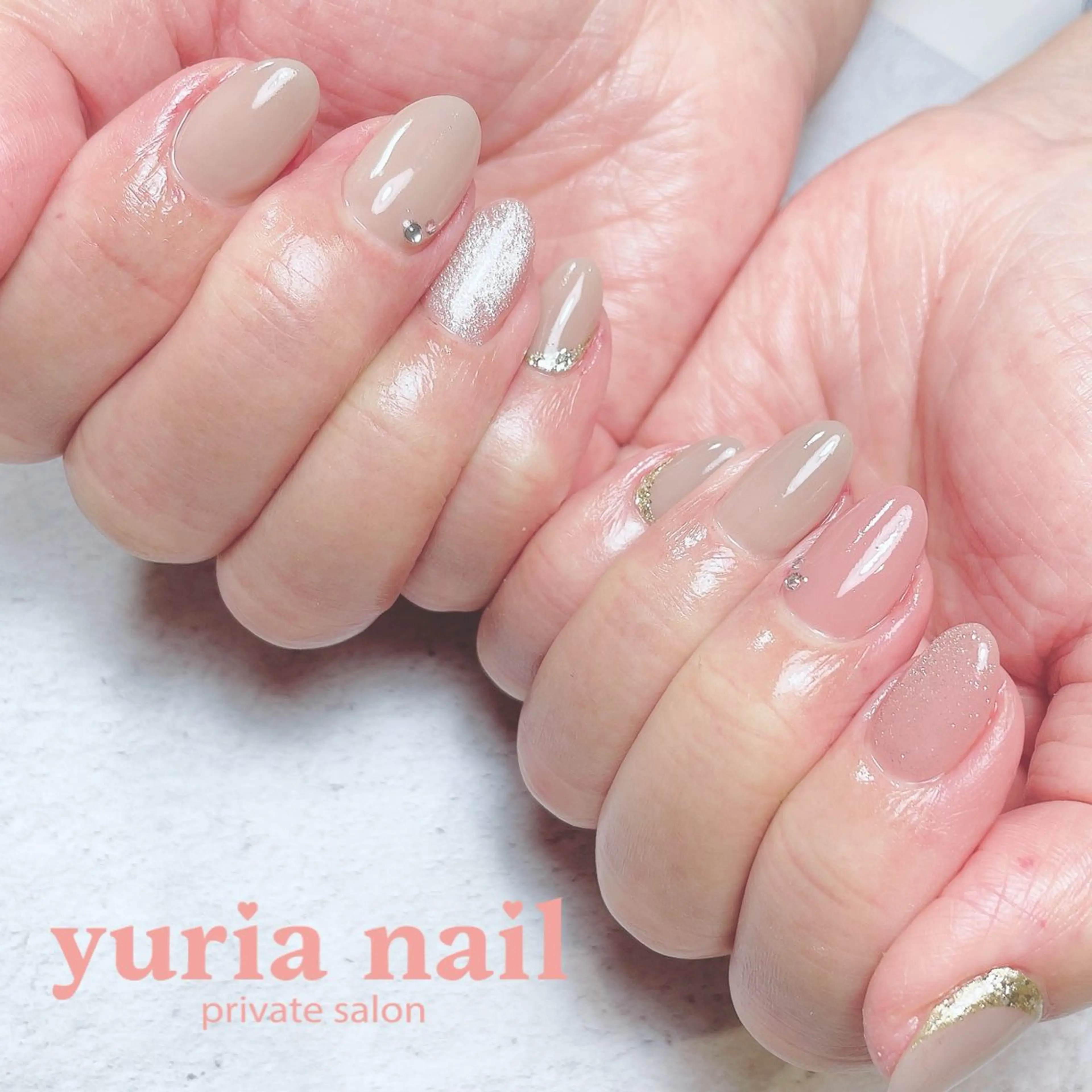 ネイル ジェルネイル マグネットネイル オフィスネイル ピンク ハンドネイル 小林 ゆりあのネイルデザイン