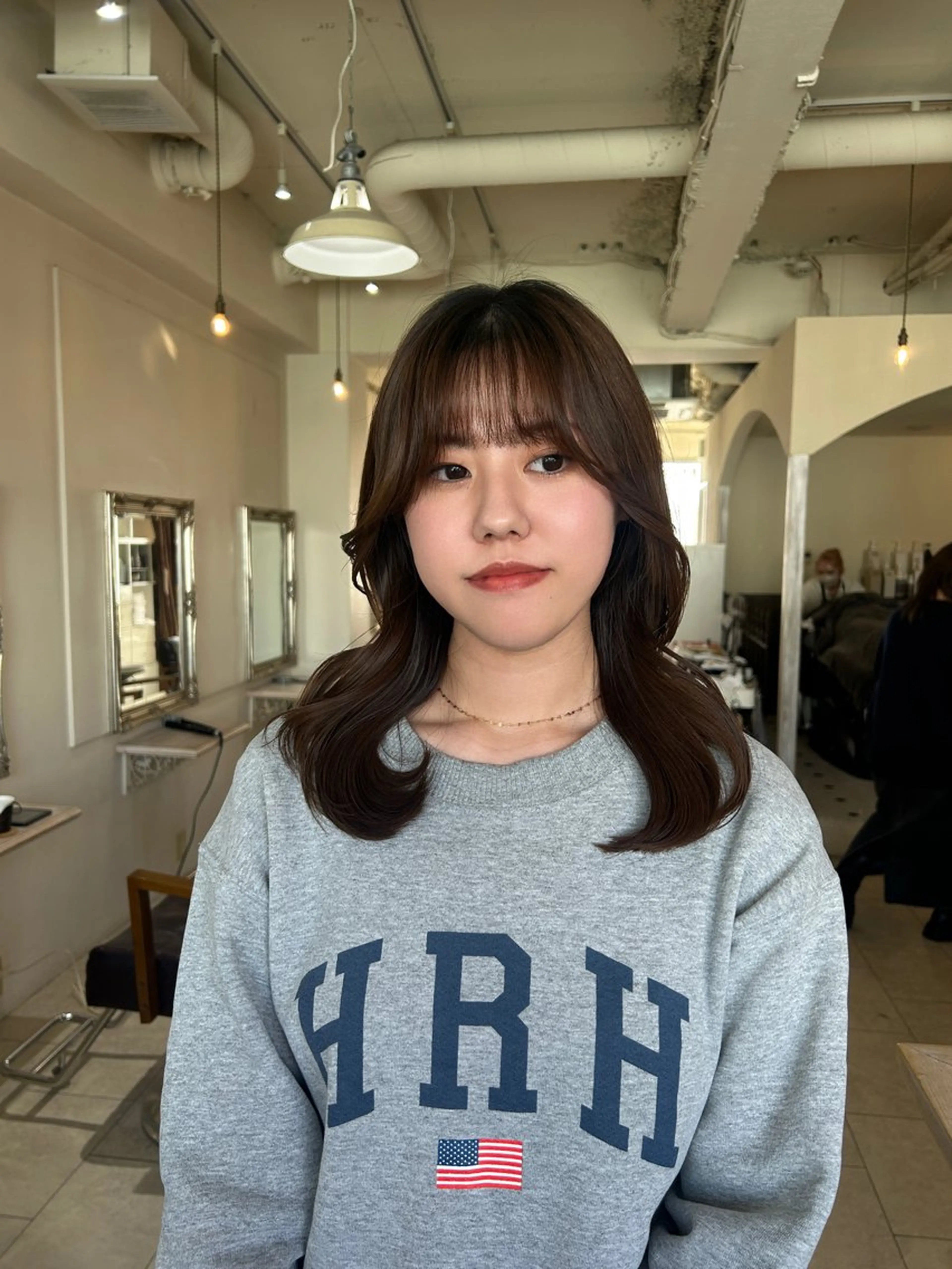 ロング Maho/海外 レイヤー/ハイトーンのヘアスタイル