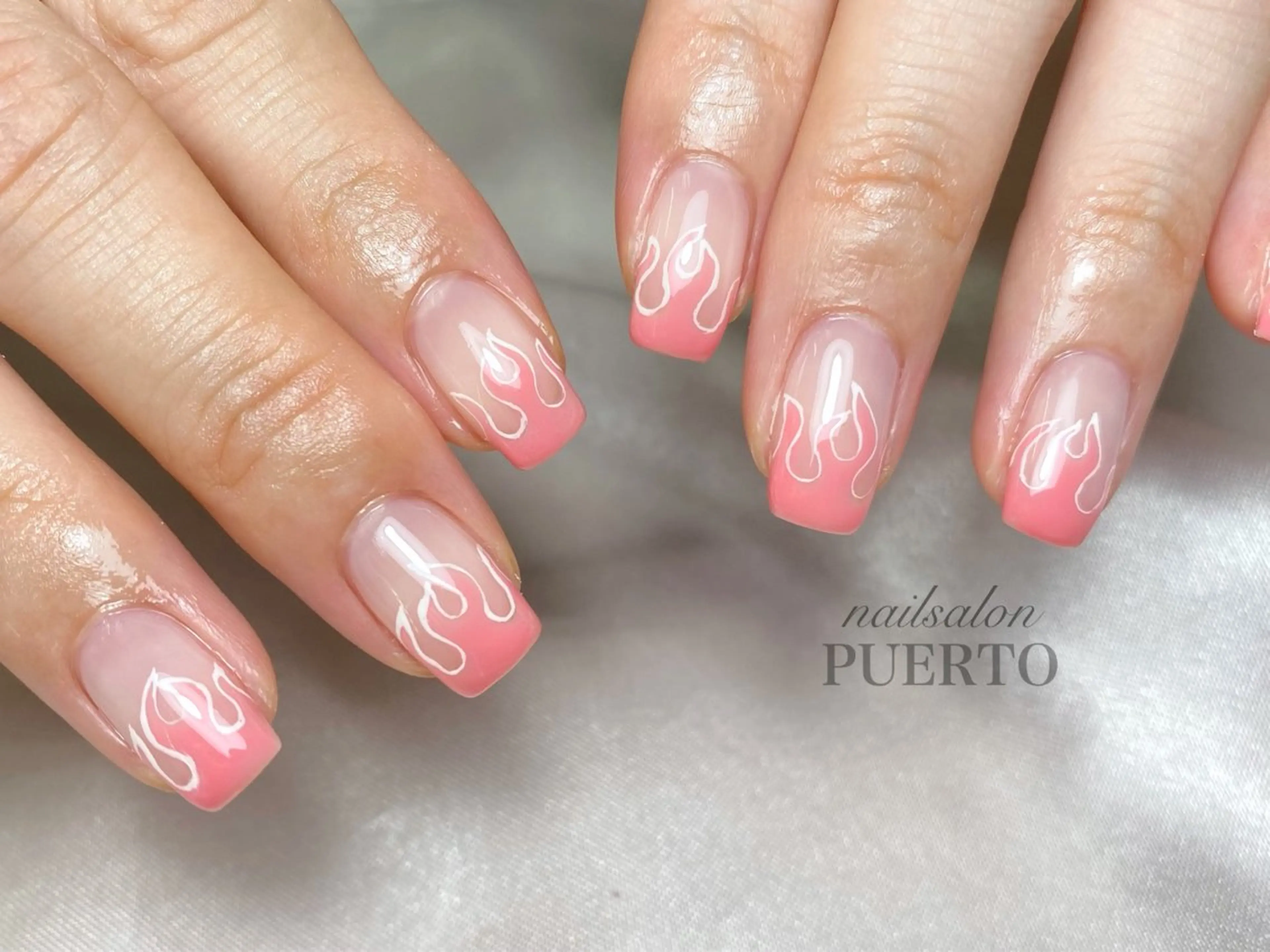 ネイル 持ち込み パラジェル PUERTOのネイルデザイン