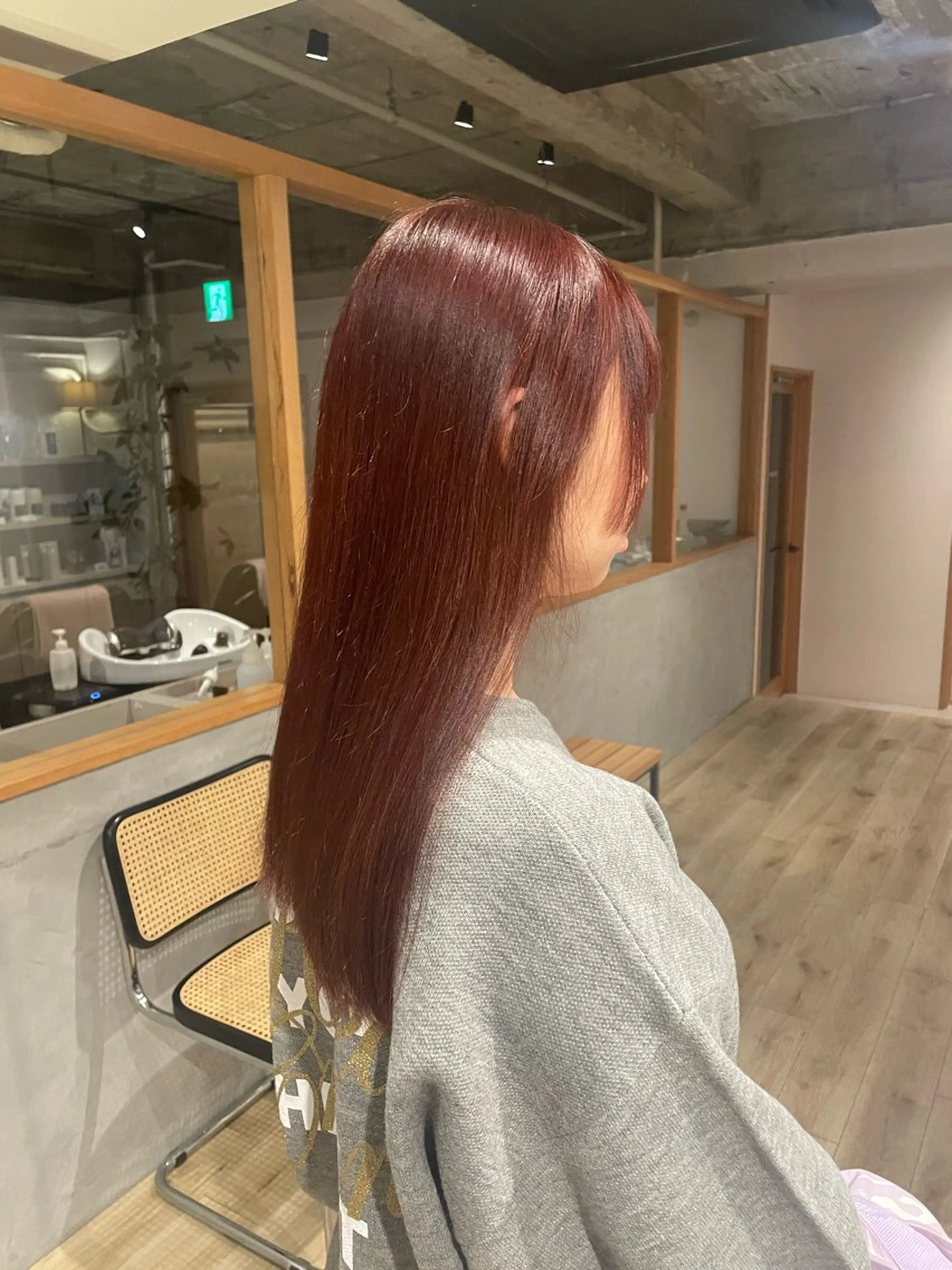 ロング カラー まとい  ︎︎のヘアスタイル