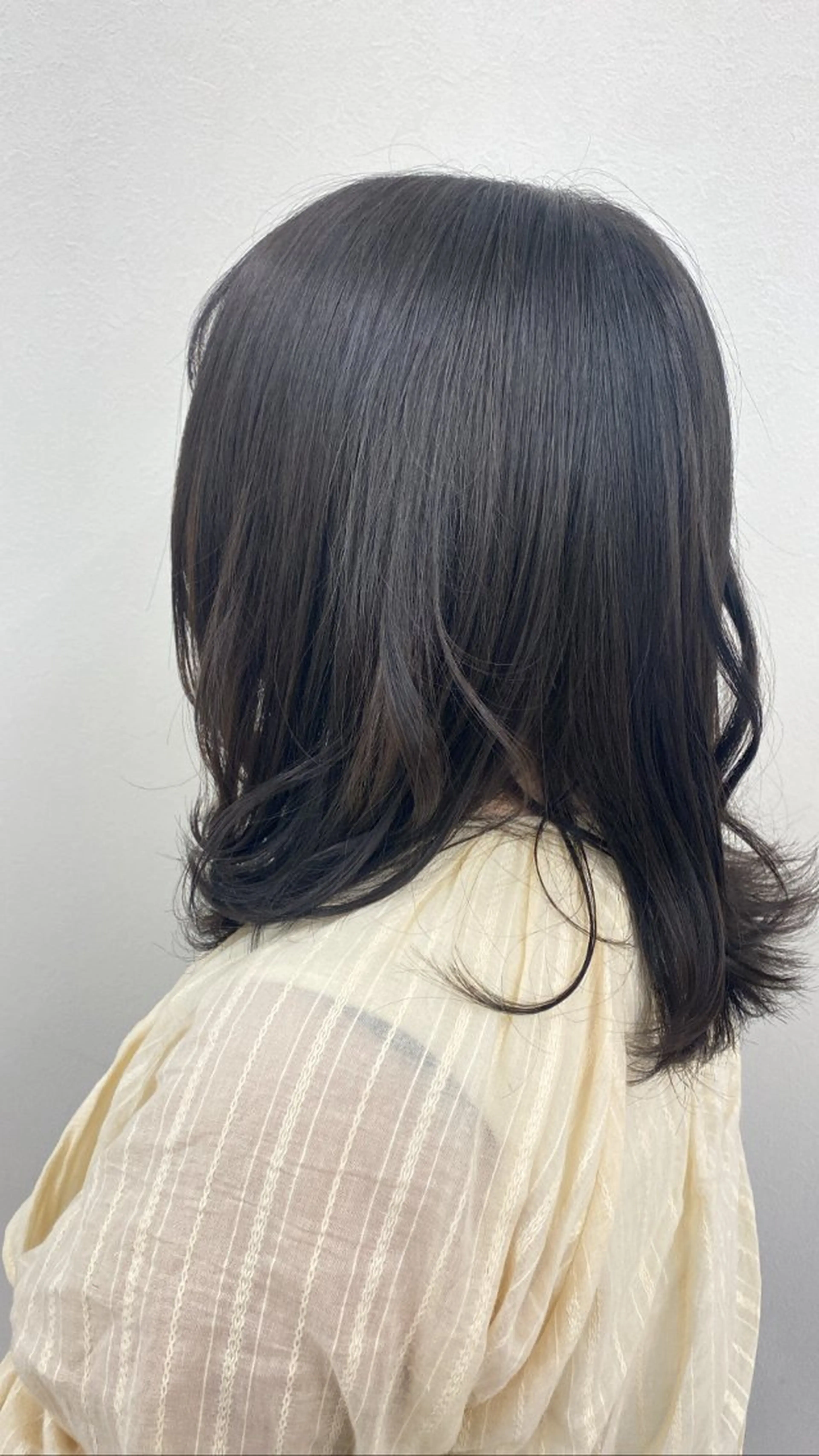 ミディアム レイヤーカット Francesca【フランチェスカ】所属・【髪にドラマを】斎藤 奈々/岡山美容師🫧のヘアスタイル