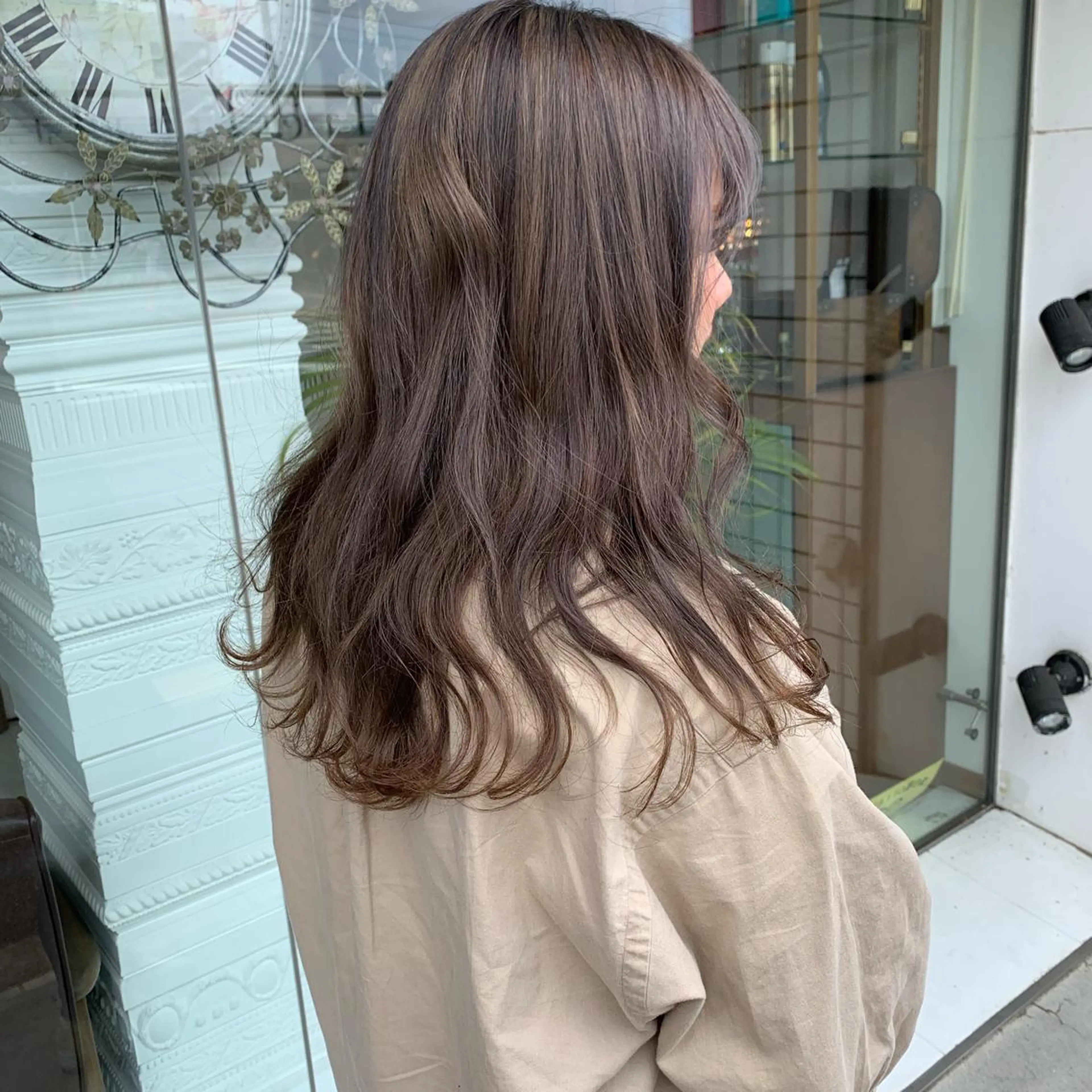 セミロング ヘアカラー 👑満足度1000% 重村　春奈👑のヘアスタイル