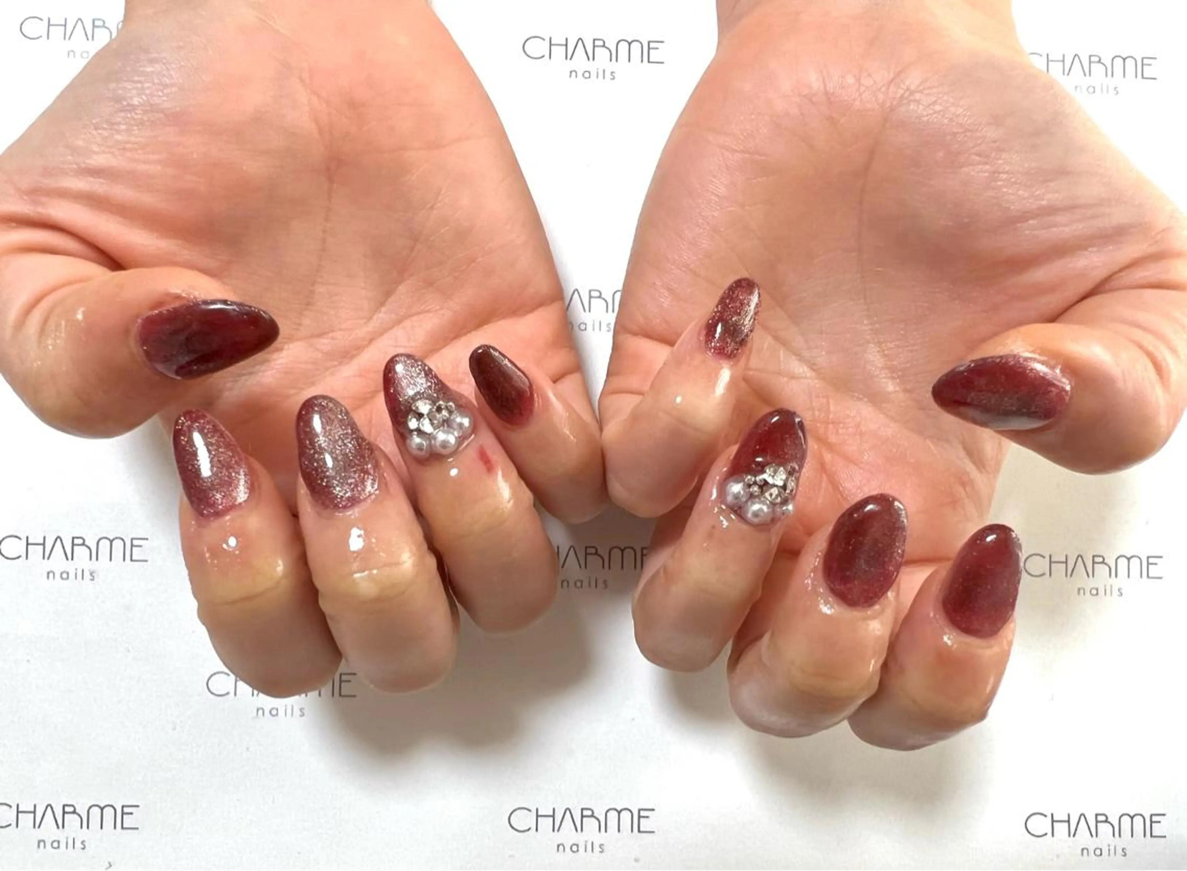 ネイル マグネットネイル CHARME 🤎〔RINA〕のネイルデザイン