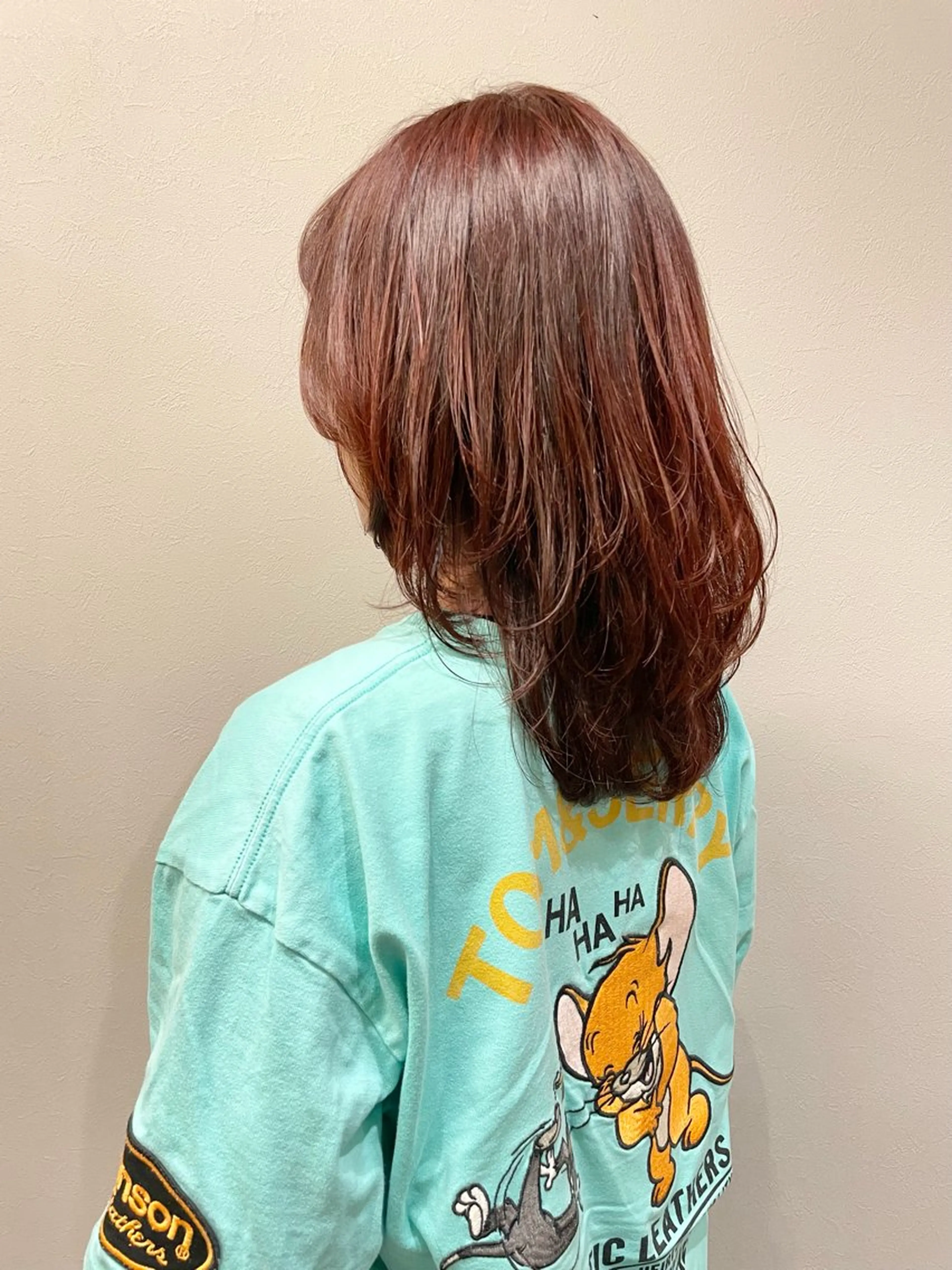 ミディアム カラー レイヤーカット EIIR 玉造.のヘアスタイル