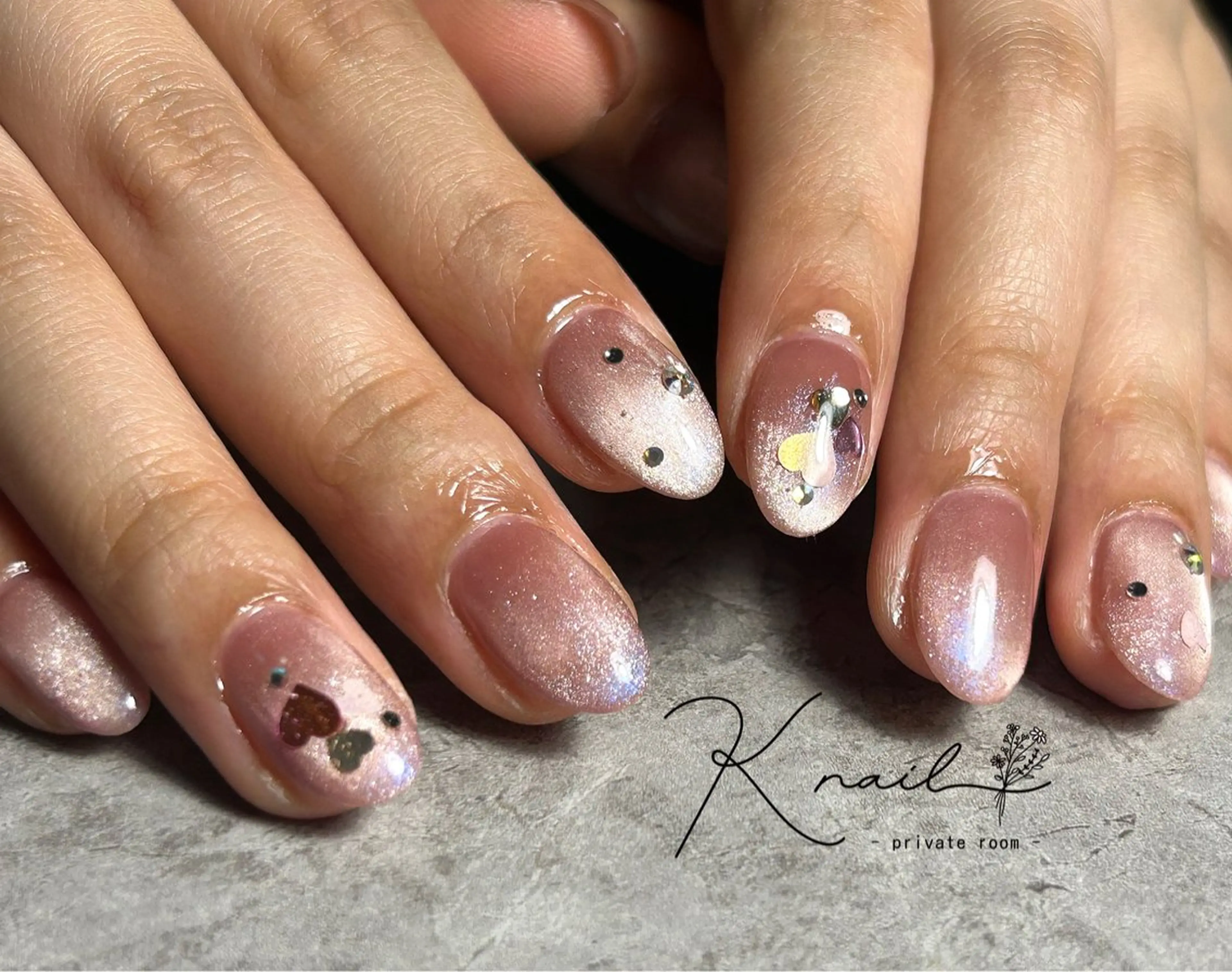 ネイル K naiL所属・王 雅文のネイルデザイン