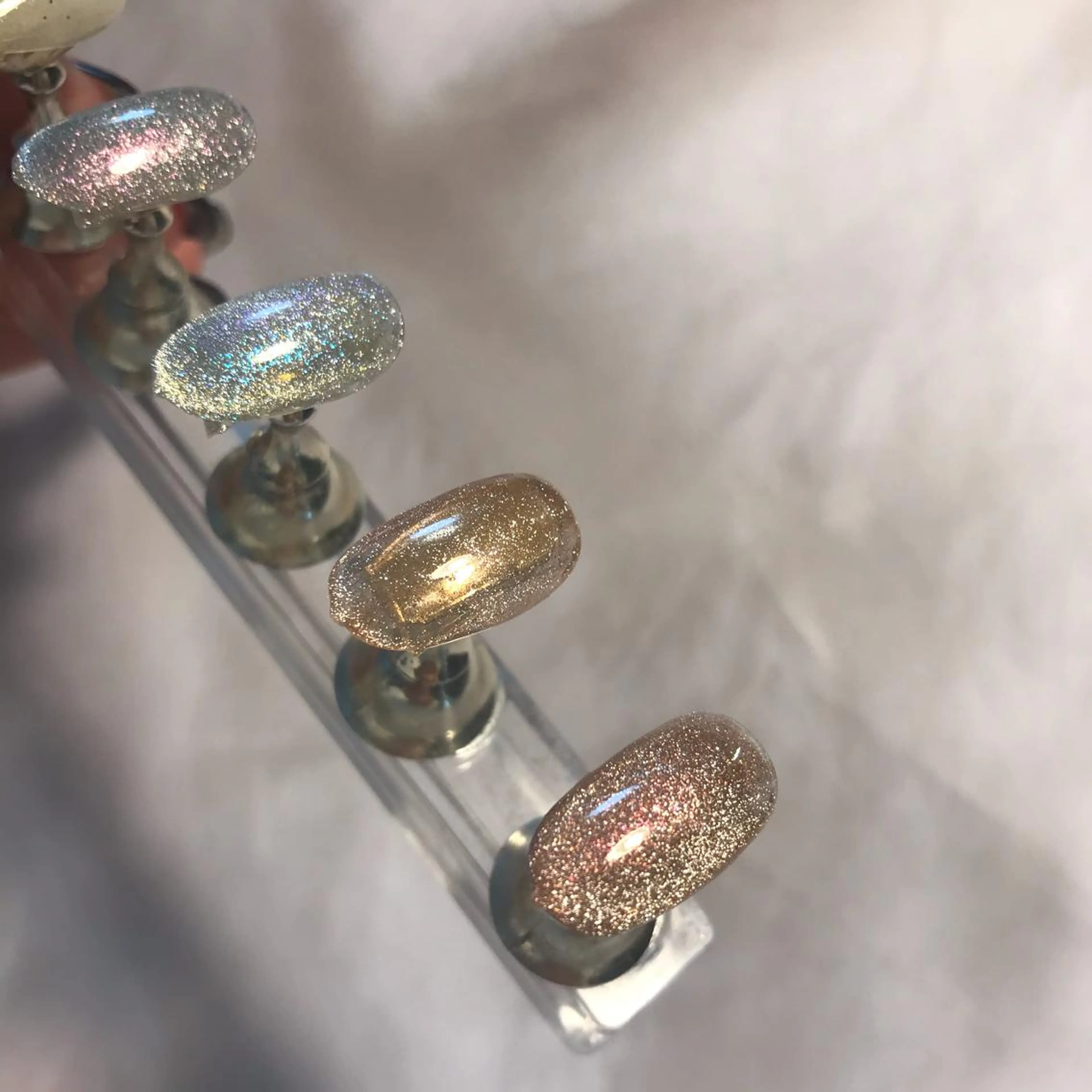 ネイル マグネットネイル マグネットワンカラー ワンカラーネイル ハンドネイル Me d'eau所属・Me d'eau Rinaのネイルデザイン