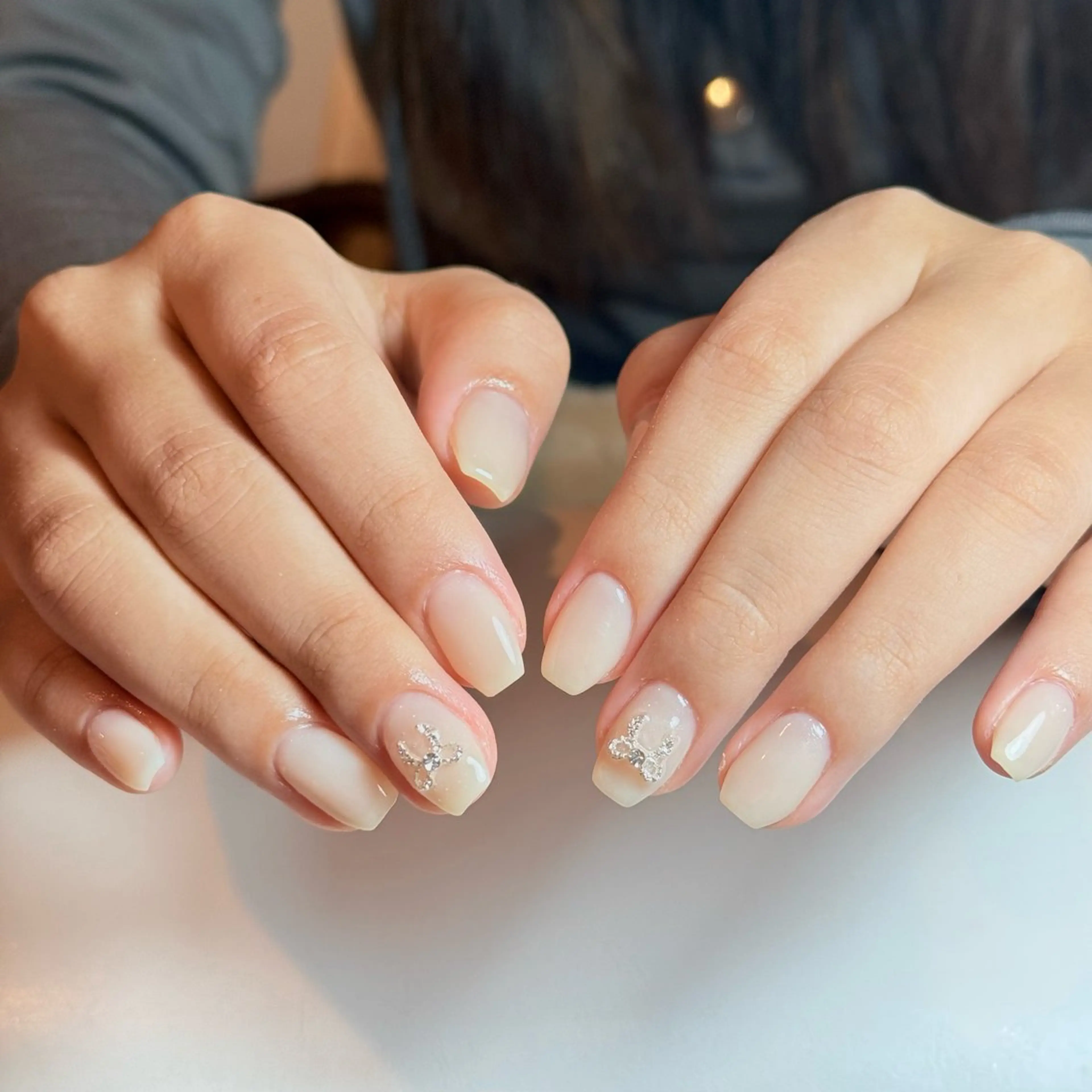 ネイル チークネイル フレンチネイル グラデーション キラキラネイル 韓国ネイル ハンドネイル Risa_ Nailのネイルデザイン