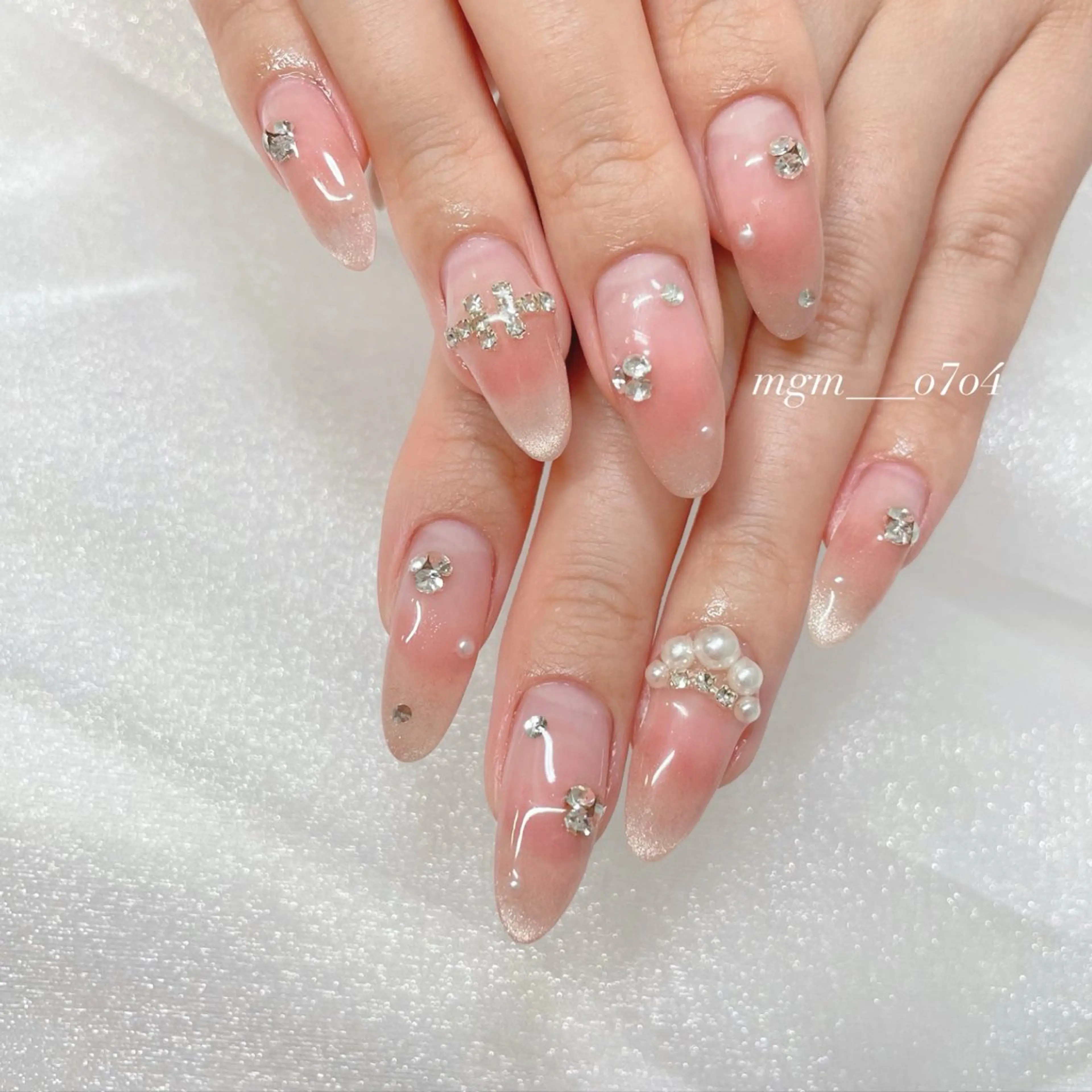 ネイル ハンドネイル ハンドケア MoON...❤︎ MeGuのネイルデザイン