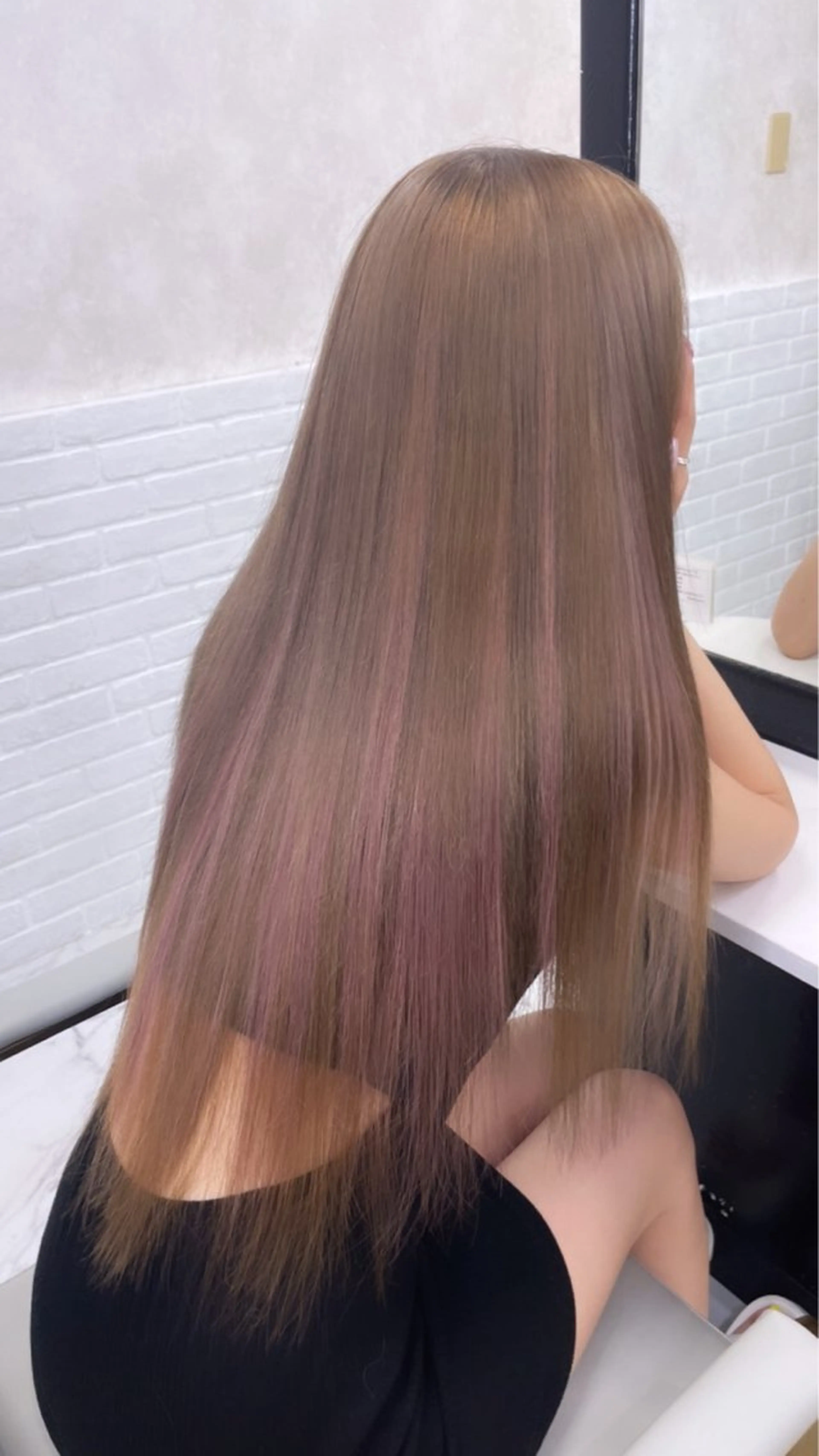 ロング エクステ ハイライト アンククロス渋谷店所属・Wistell 渋谷 ASUKAのヘアスタイル