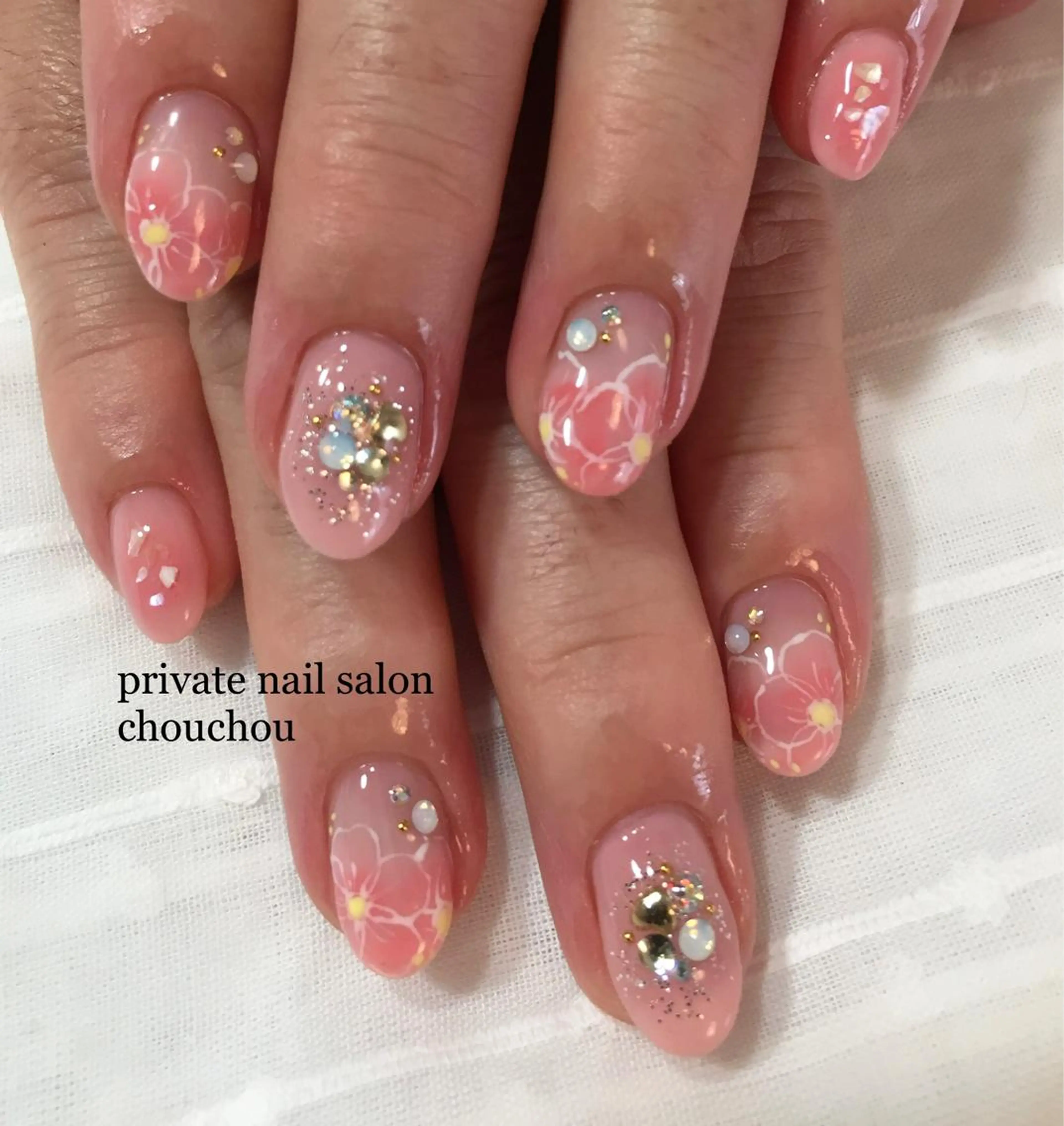 ネイル ネイルサロン CHOUCHOUのネイルデザイン