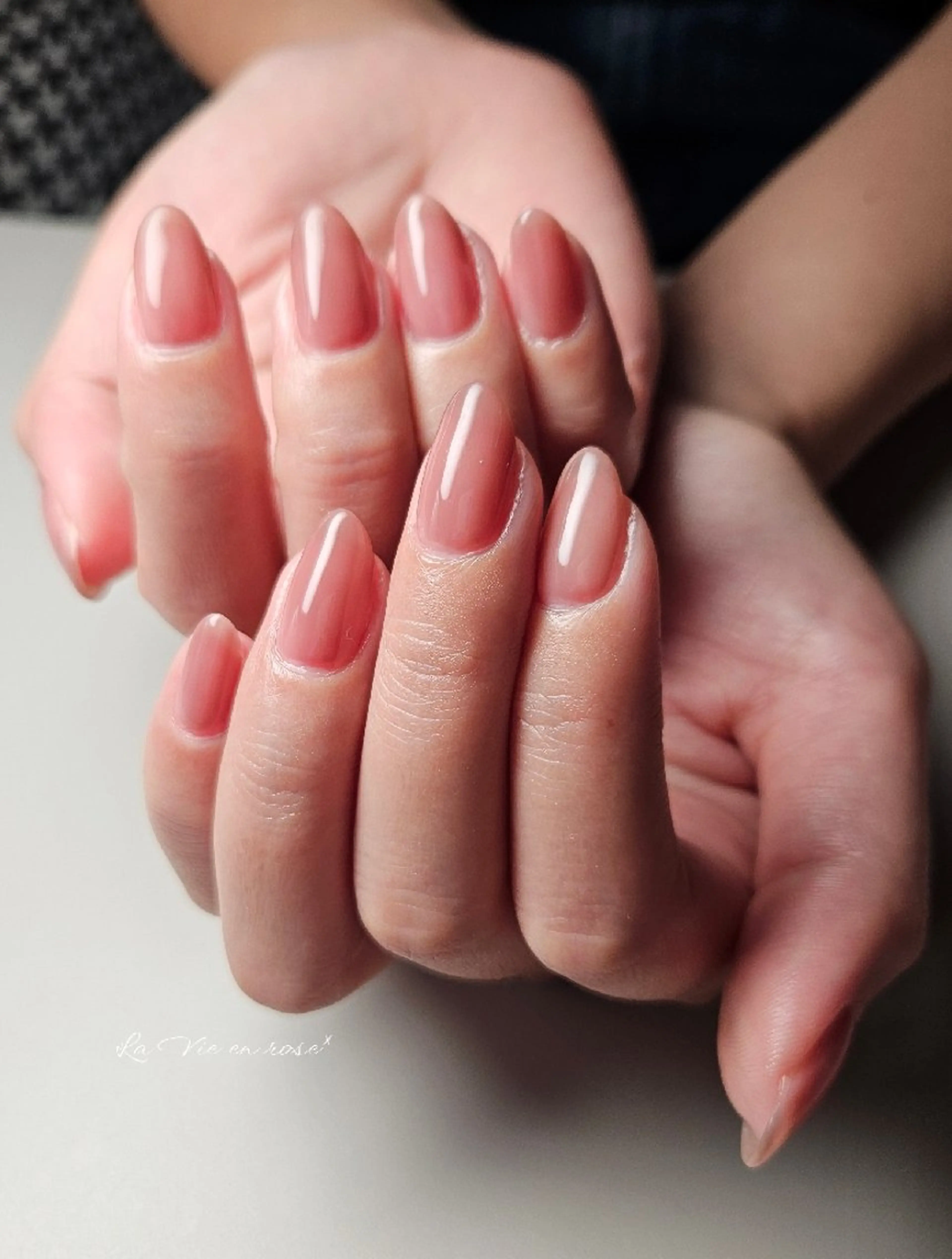 ネイル ワンカラーネイル ラヴィアン ローズのネイルデザイン