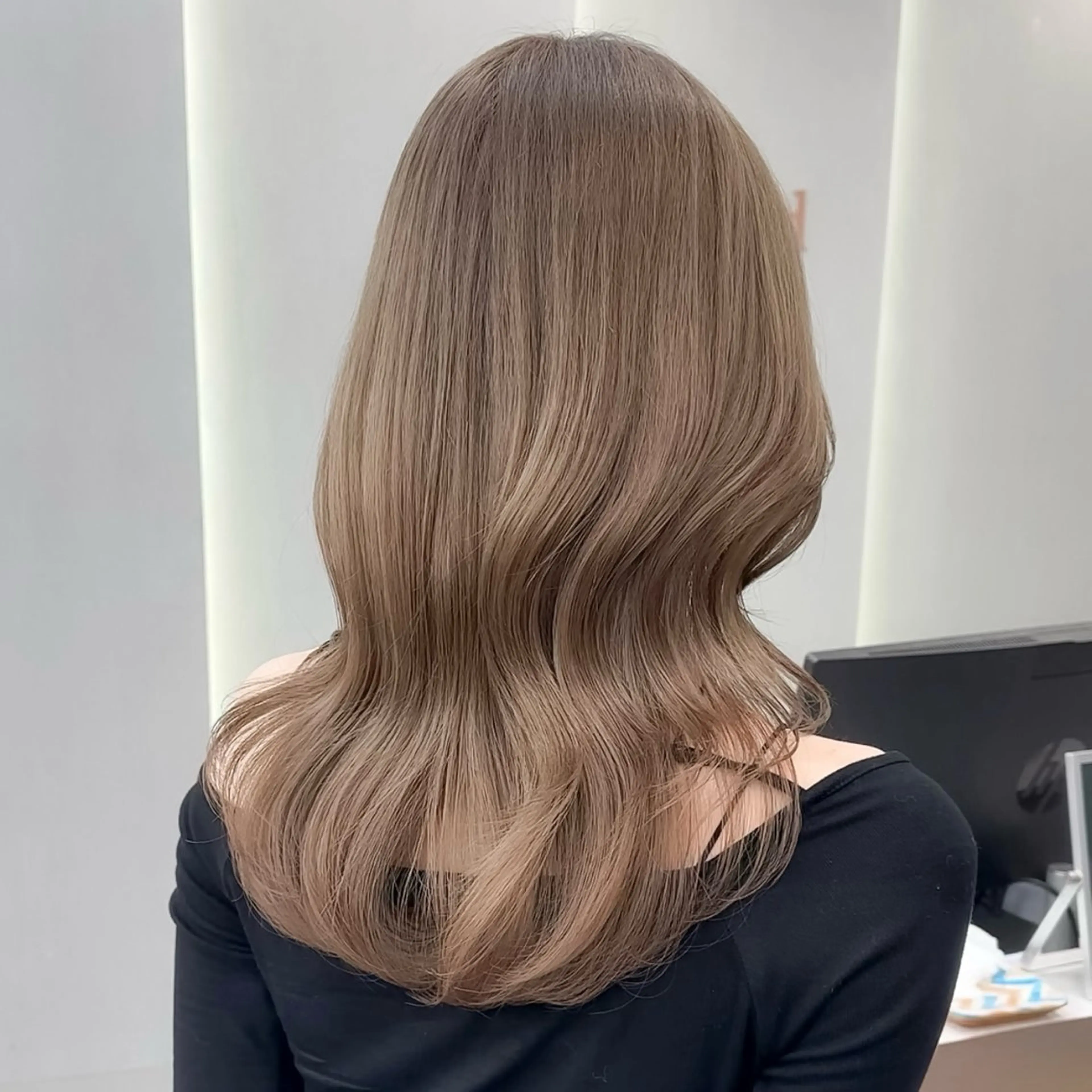 セミロング カット ヘアカラー トリートメント 縮毛矯正/韓国ヘア /レイヤー🎀ミズキのヘアスタイル