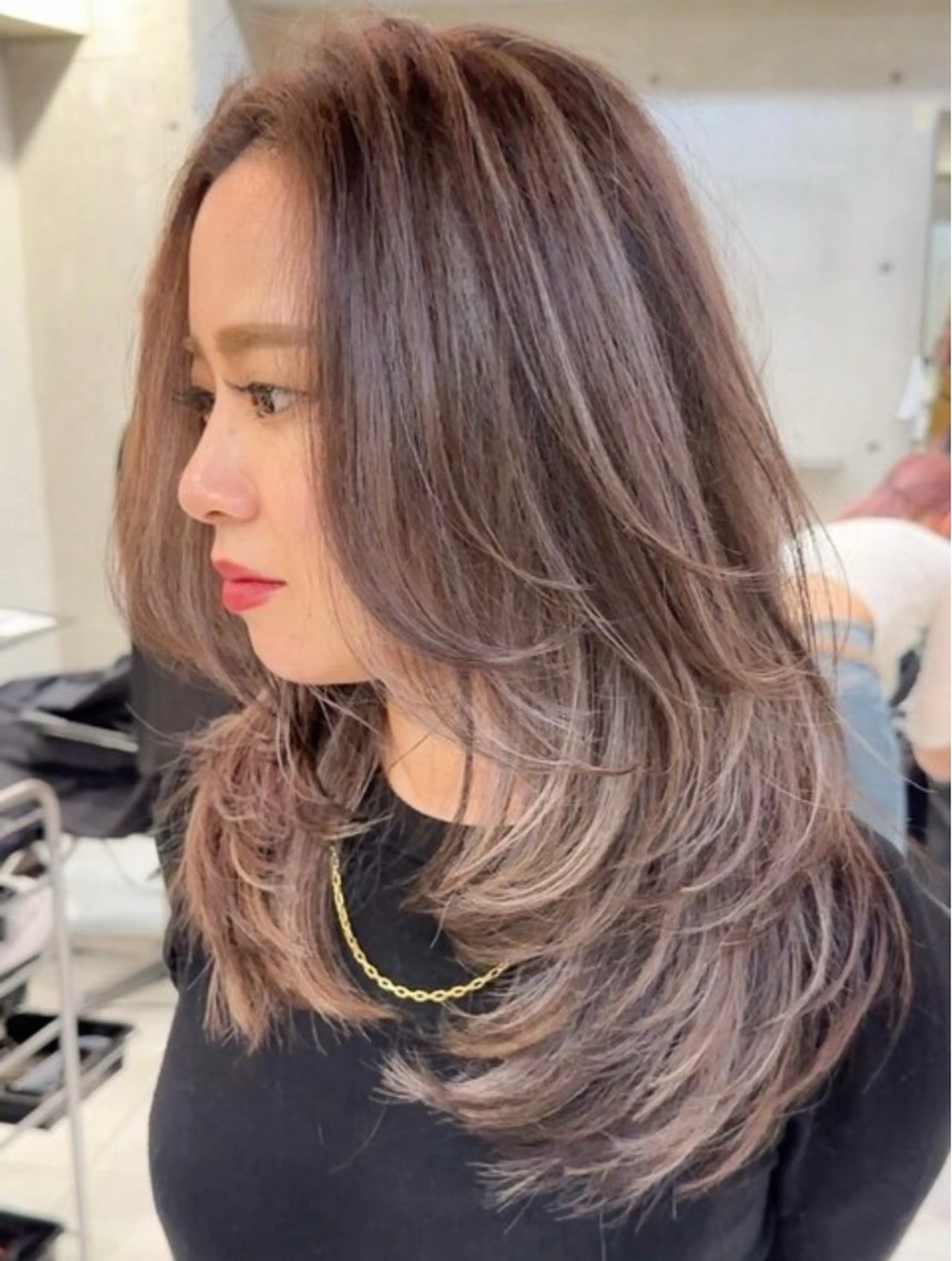 ミディアム 顔周りカット レイヤーカット 小顔カット CIELO beauty所属・✴︎ Rinaのヘアスタイル