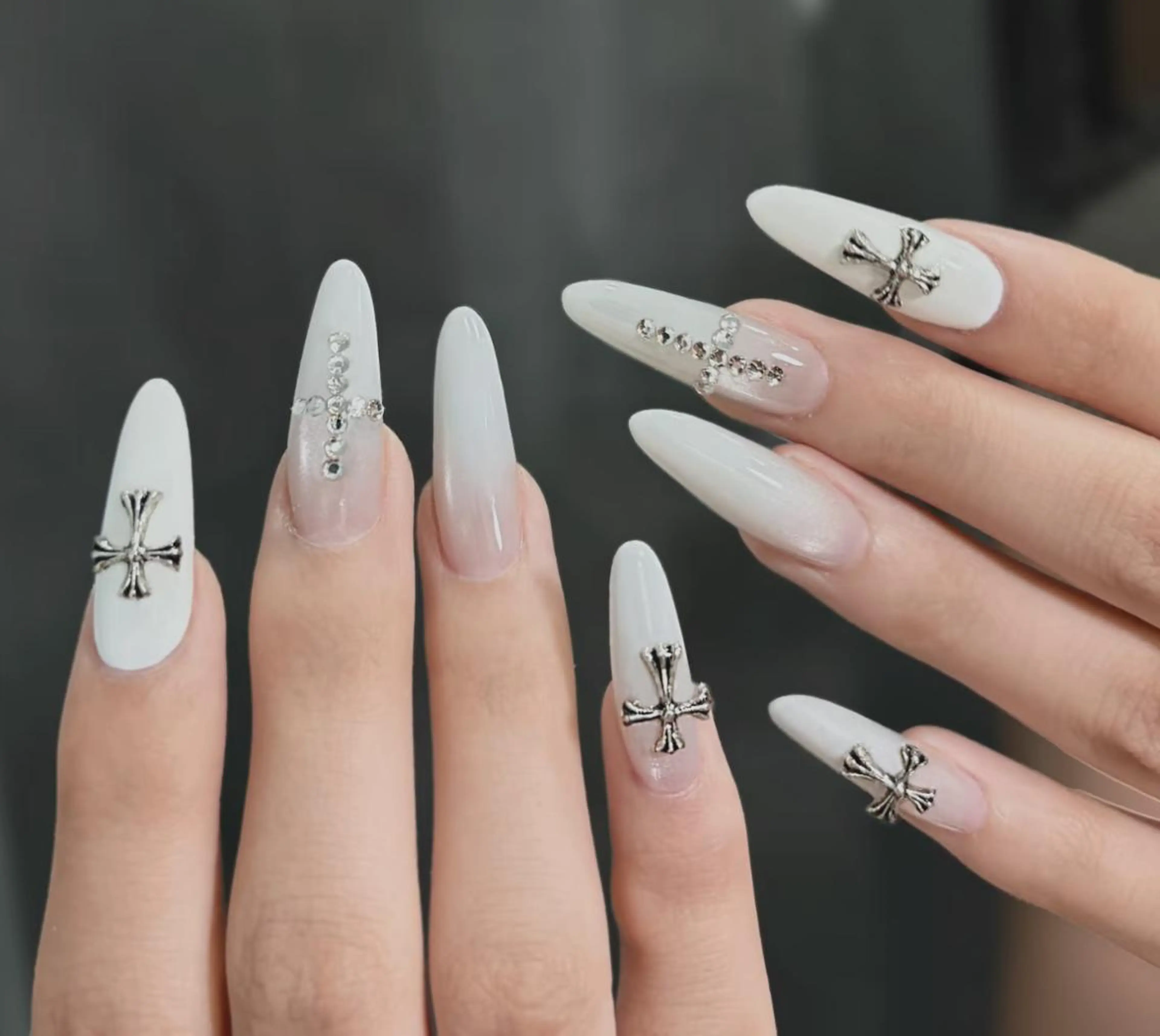 ネイル ハンドネイル 🎀 NaNa_nailのネイルデザイン