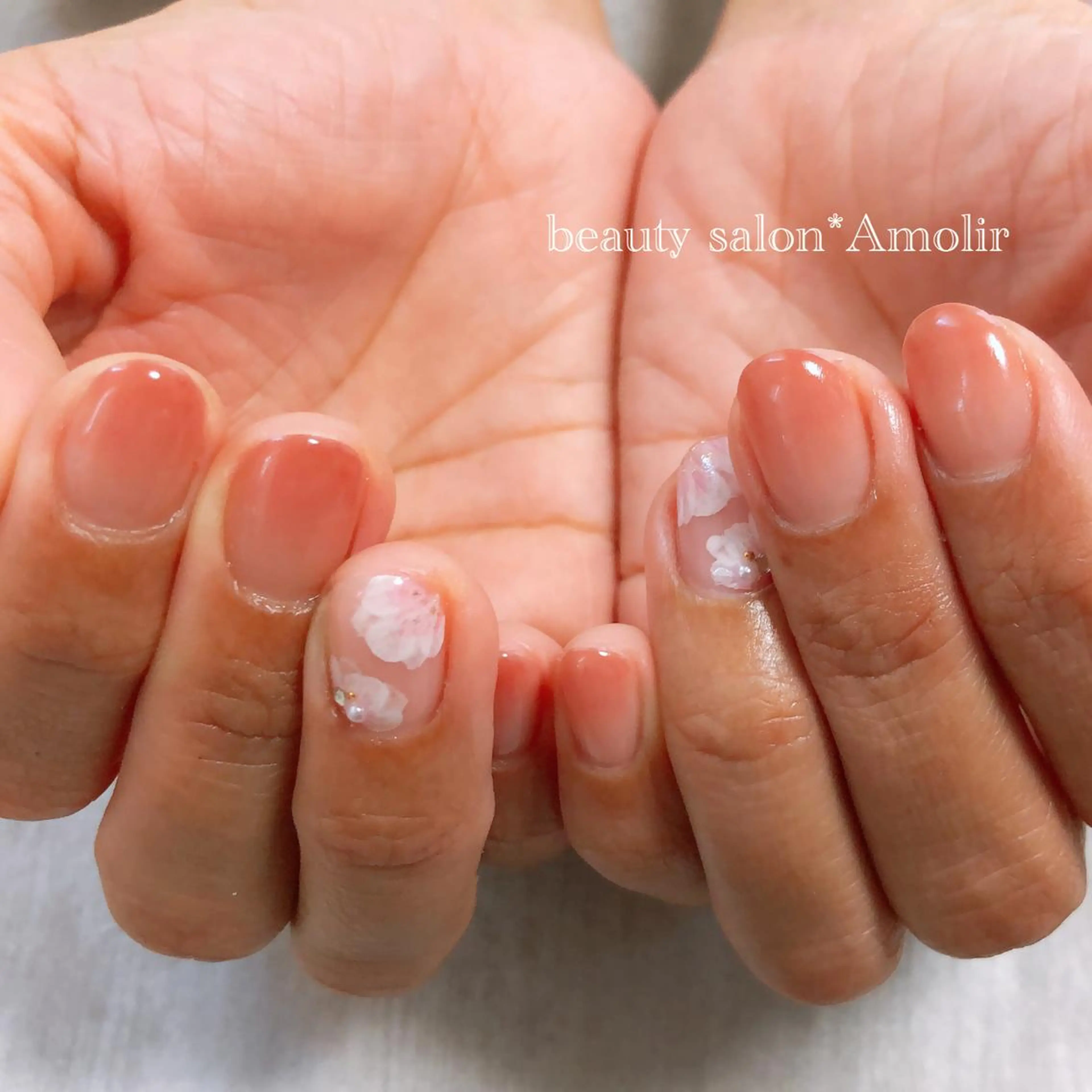 ネイル シンプルネイル EMIKOのネイルデザイン