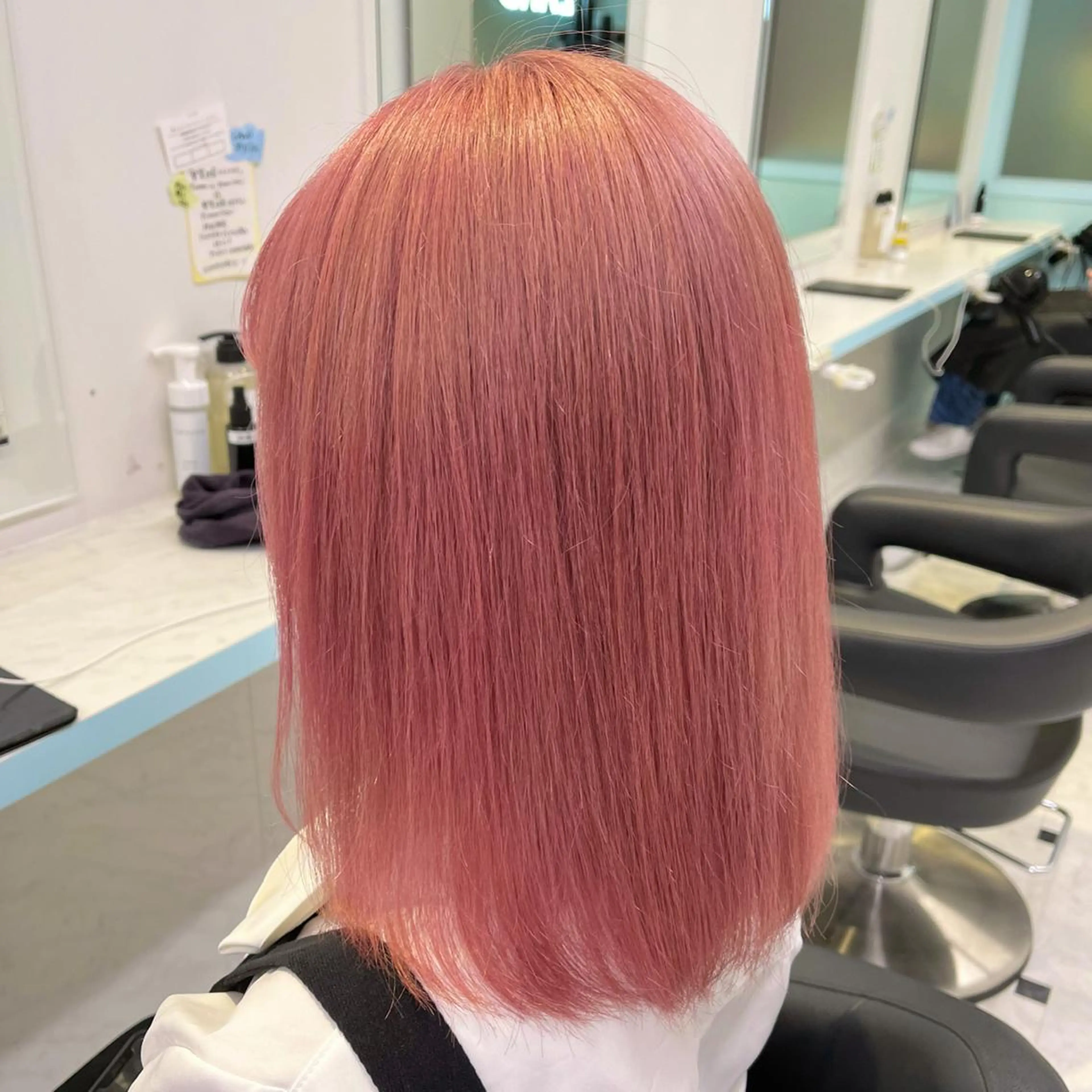 セミロング ヘアカラー トリートメント ブリーチカラー 🩵MIZUKIのヘアスタイル