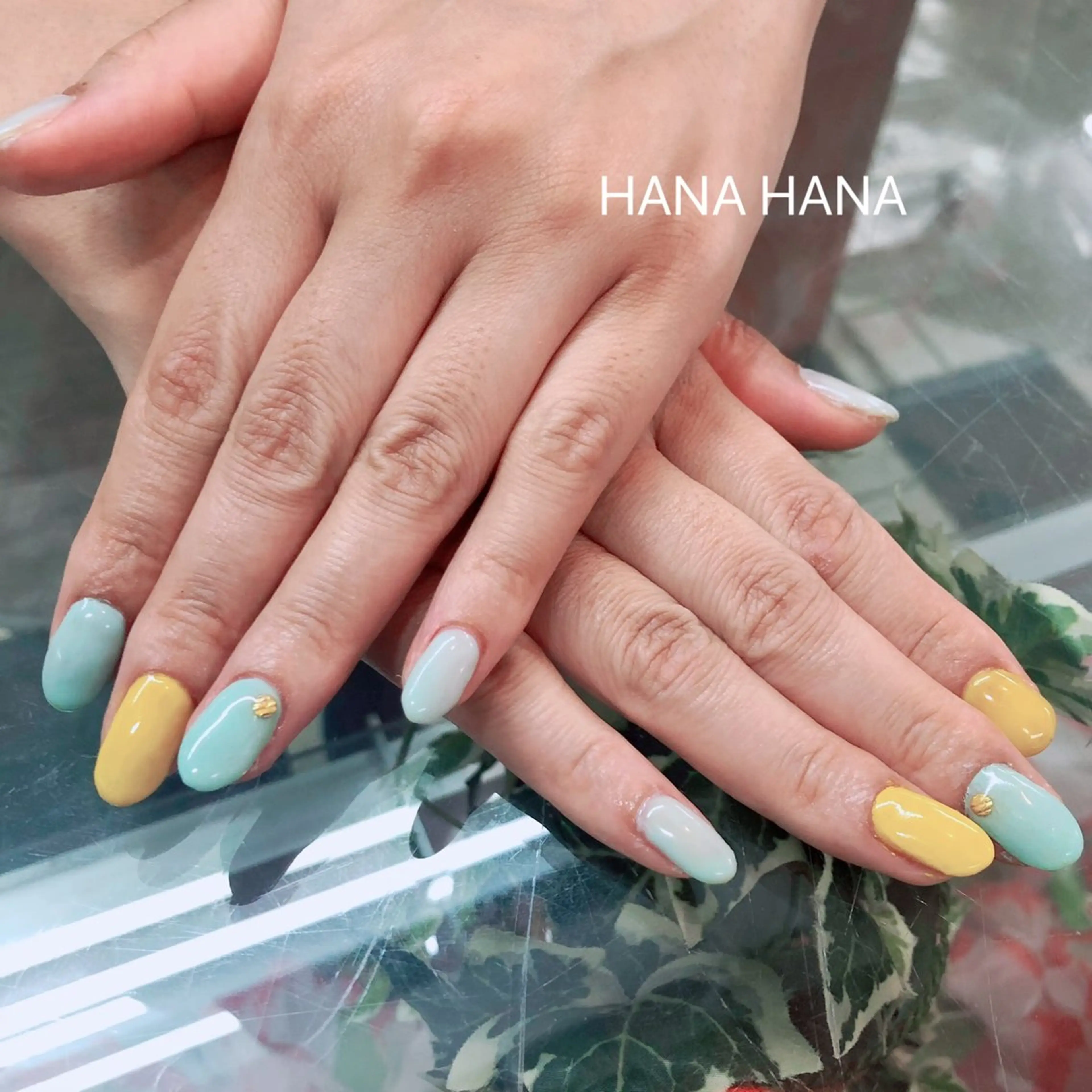 ネイル ジェルネイル HANAHANAのネイルデザイン