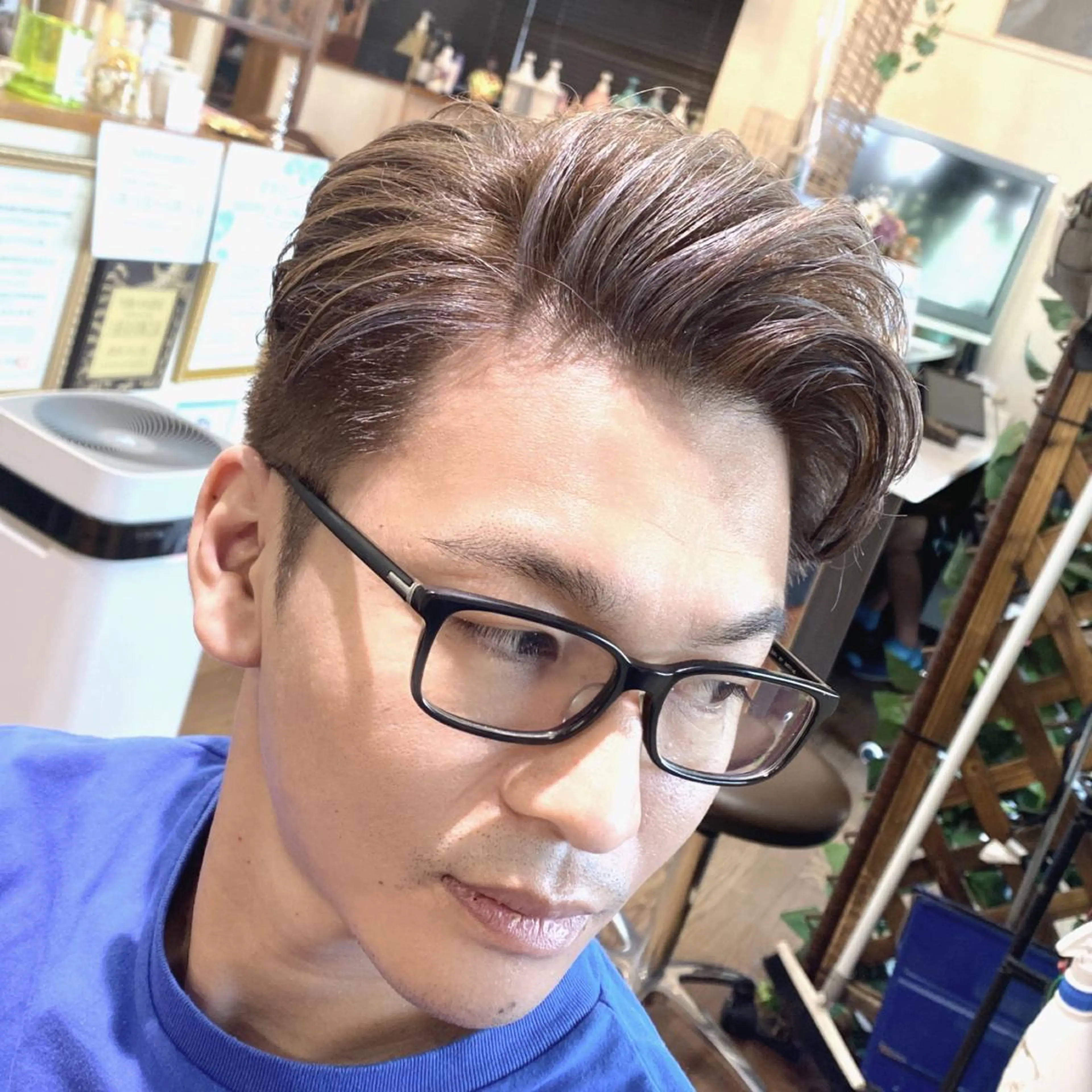 カラー メンズ メンズハイライト ハイライトカラー ナガハマ美容室所属・ナガハマ ミカのヘアスタイル