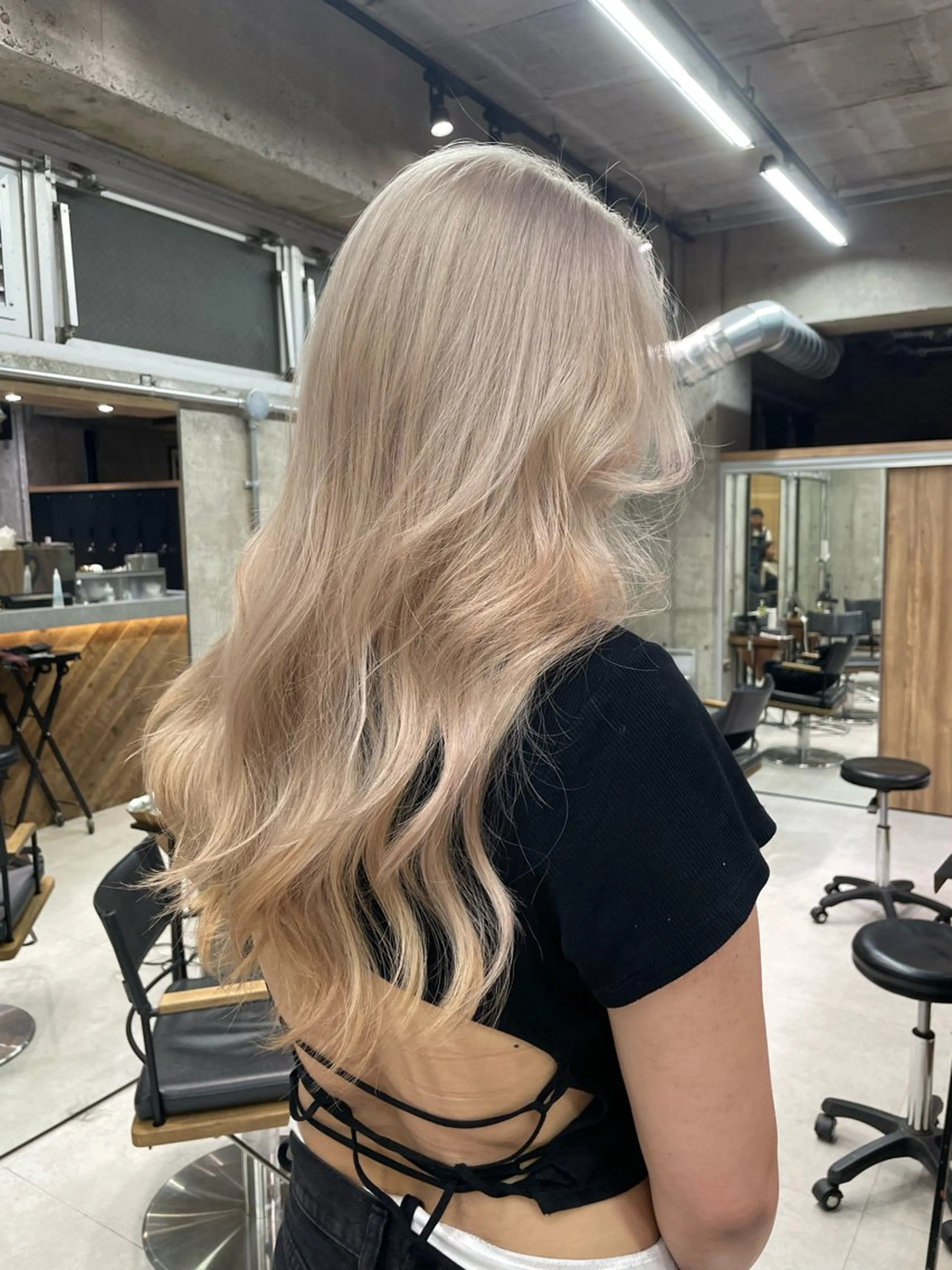 ロング 🫧ハイライトカラー 🫧 𝓜𝓘𝓤のヘアスタイル