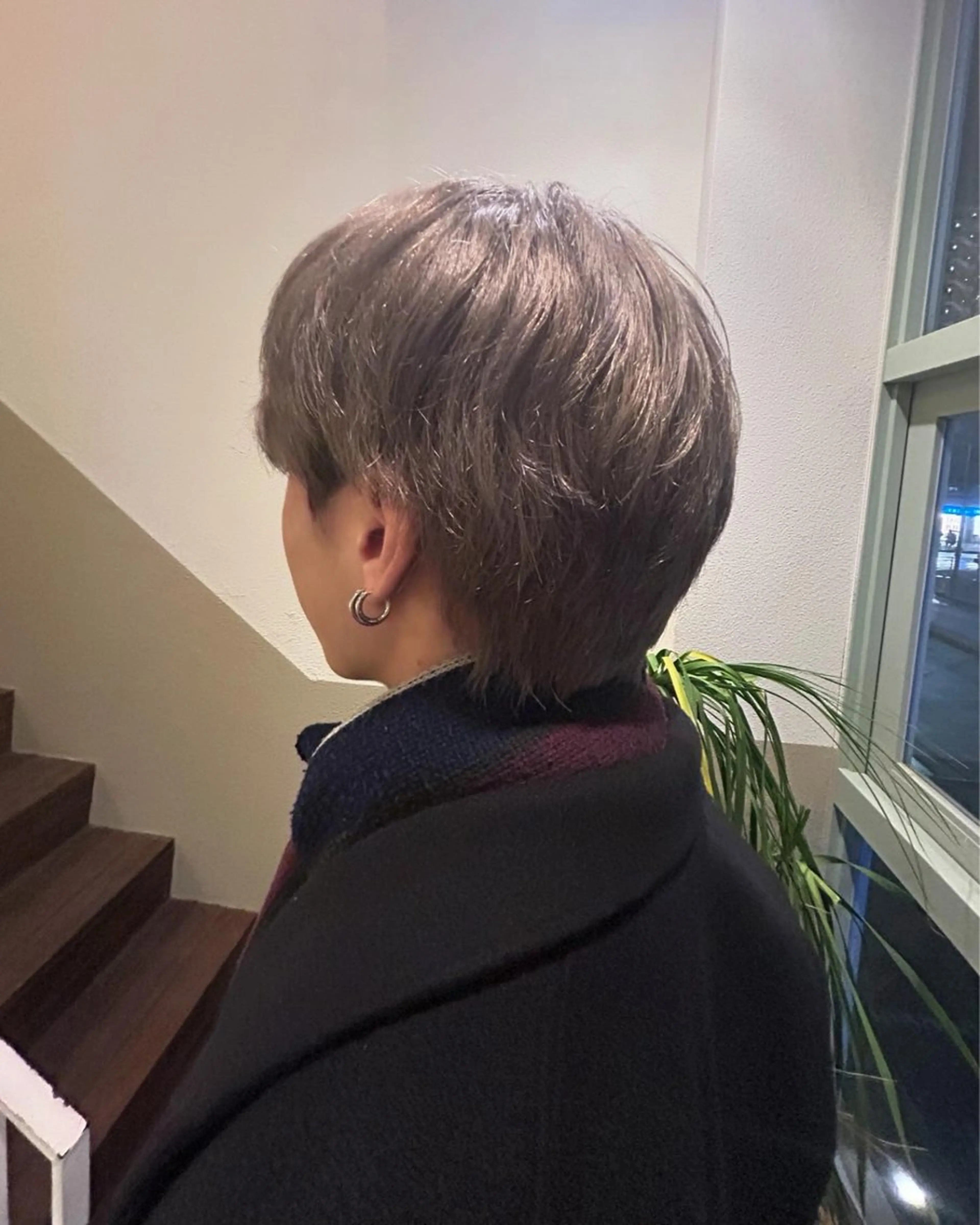 カラー ブリーチ グレージュ ミルクティーグレージュ 竹本 柚衣子のヘアスタイル