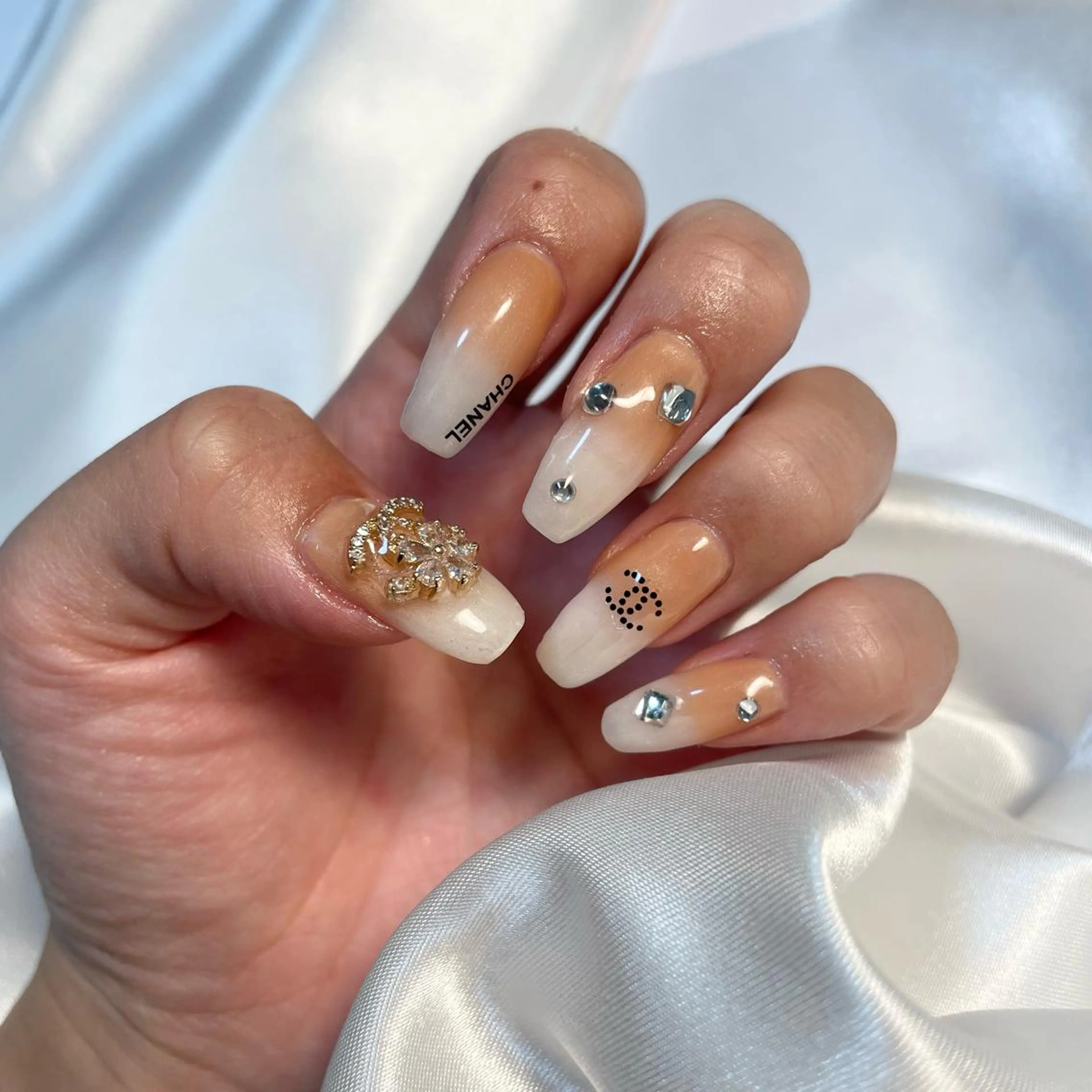 ネイル ハンドネイル adorable 〈Kurumi〉のネイルデザイン