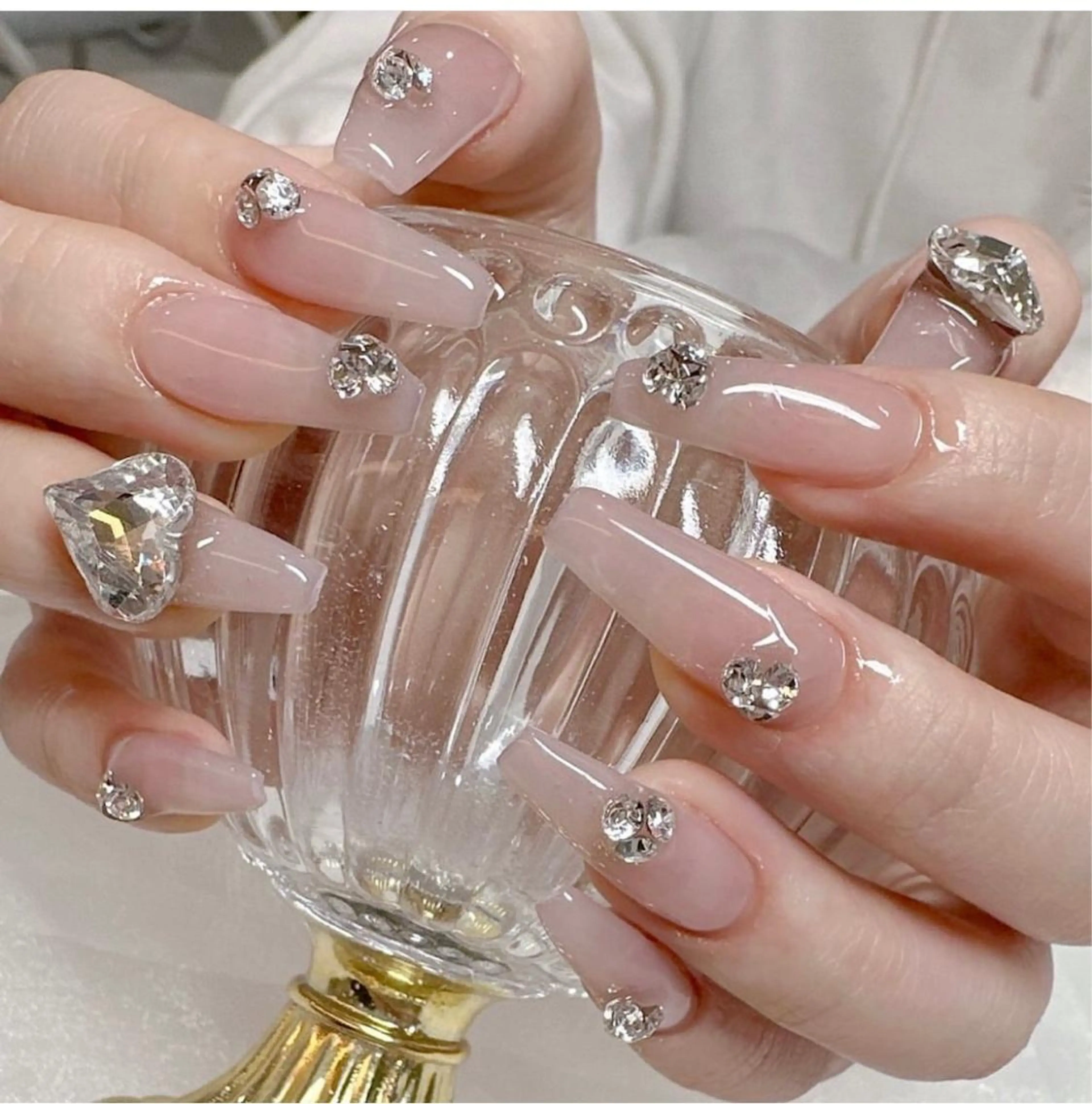 ネイル Miouミオン ネイルサロンのネイルデザイン