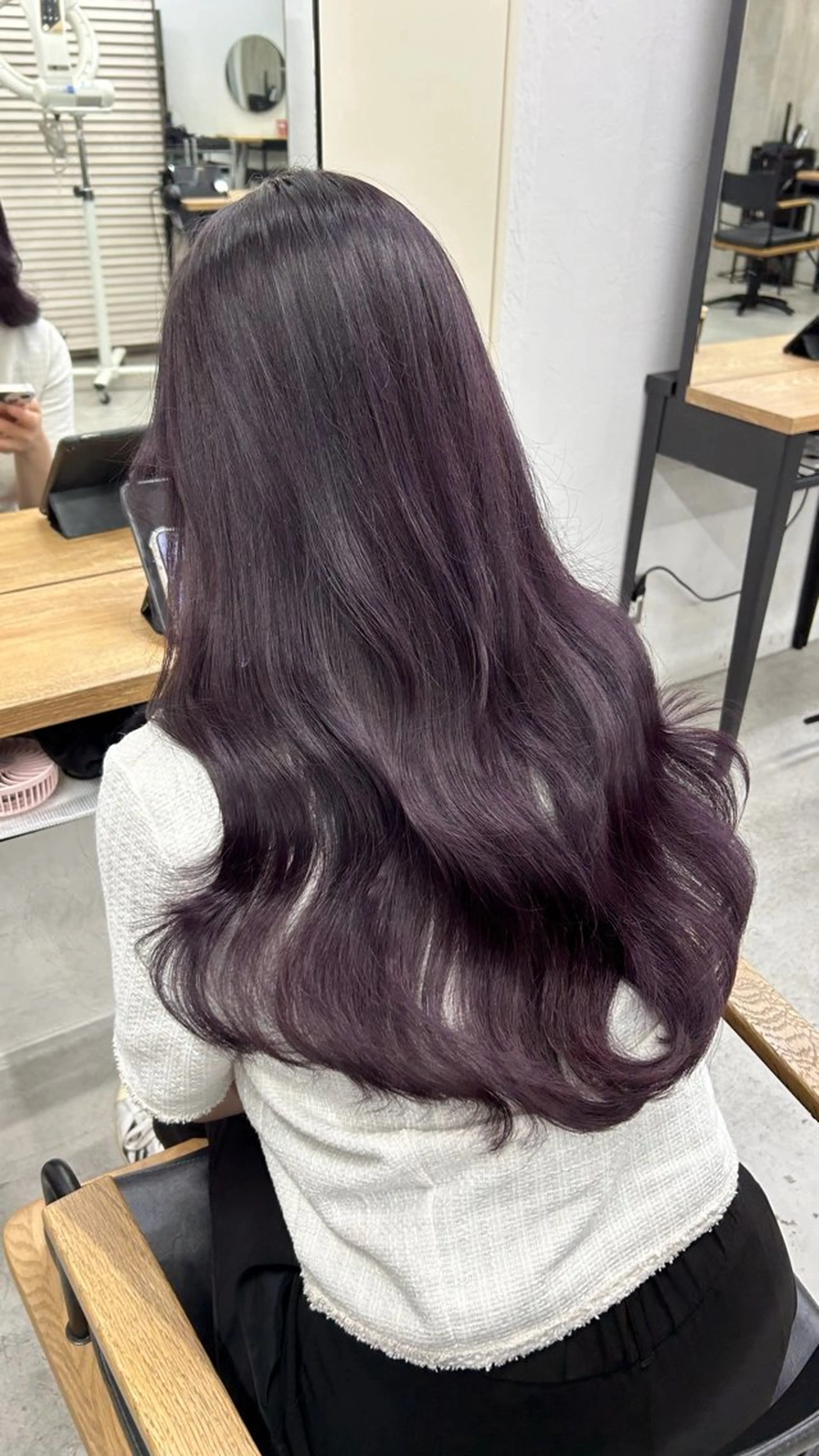 ロング カラー ブリーチ ケアブリーチ ダブルカラー グレージュ ラベンダーカラー カット ヘアカラー トリートメント RYOSUKE ハイトーンのヘアスタイル