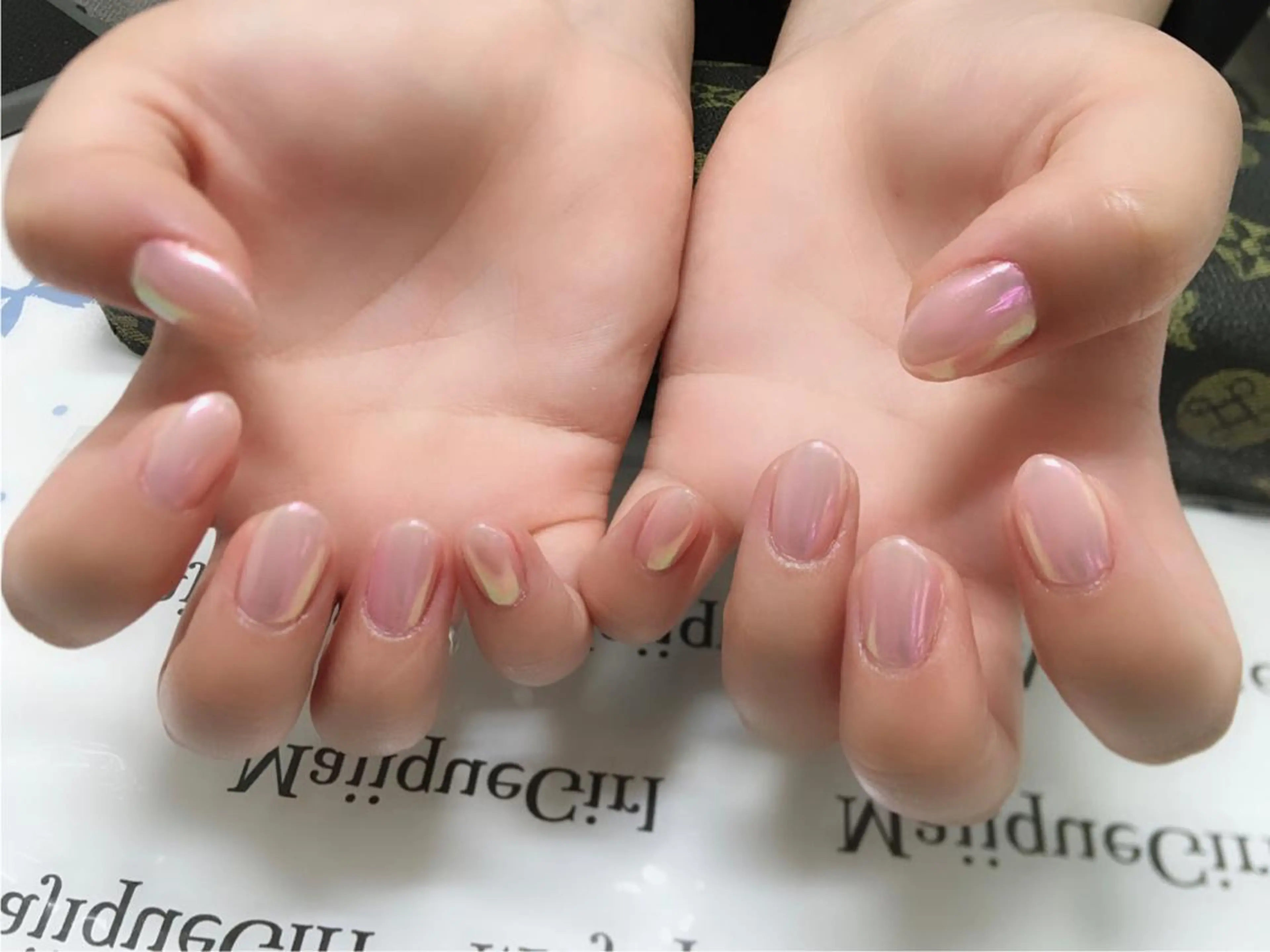 ネイル オーロラネイル ピンク 🌸Nail&Eye KAKU🌸のネイルデザイン