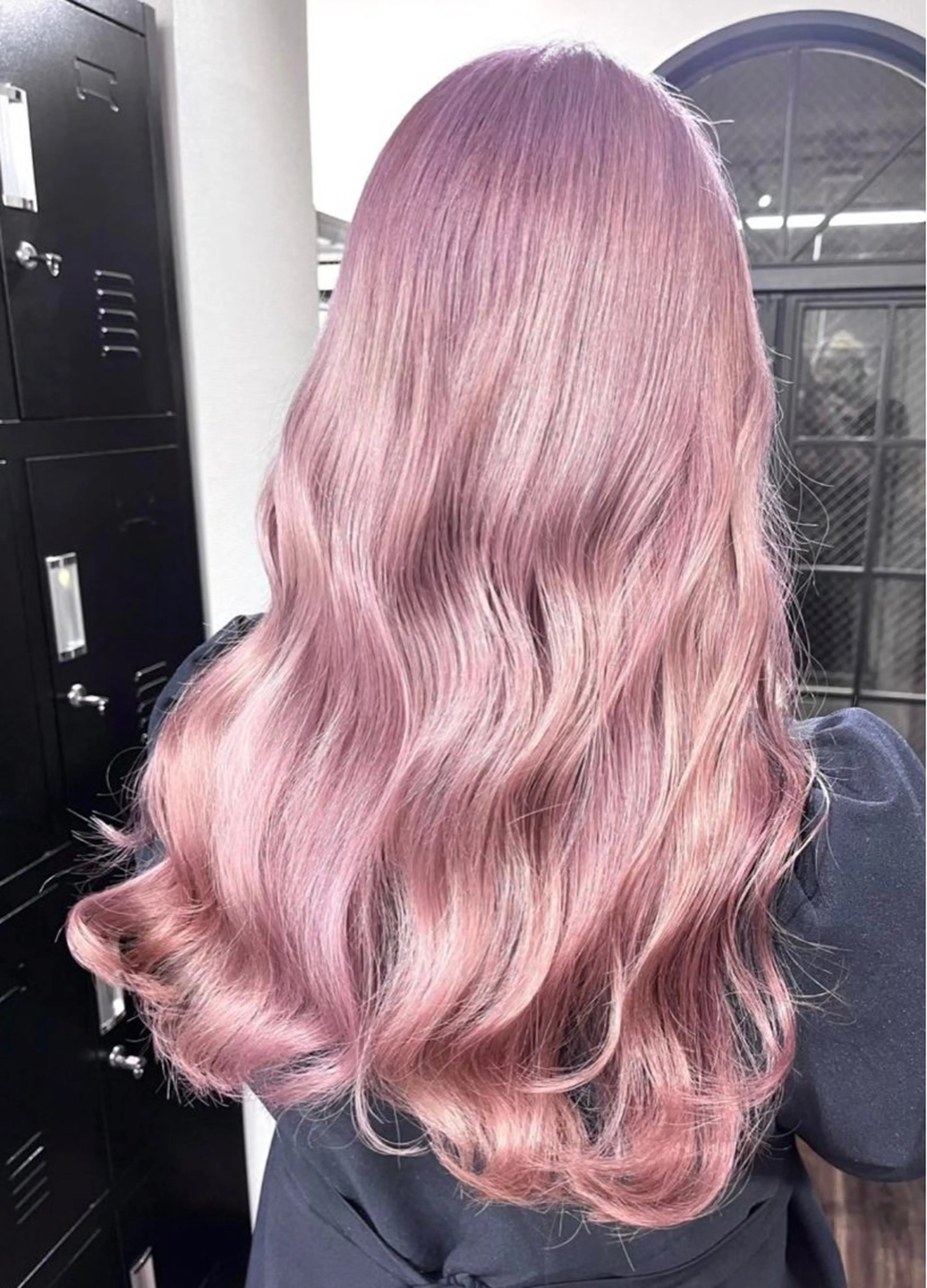 ミディアム カラー ブリーチ ケアブリーチ ダブルカラー インナーカラー ボブ 艶髪ケア特化✨ トワのヘアスタイル