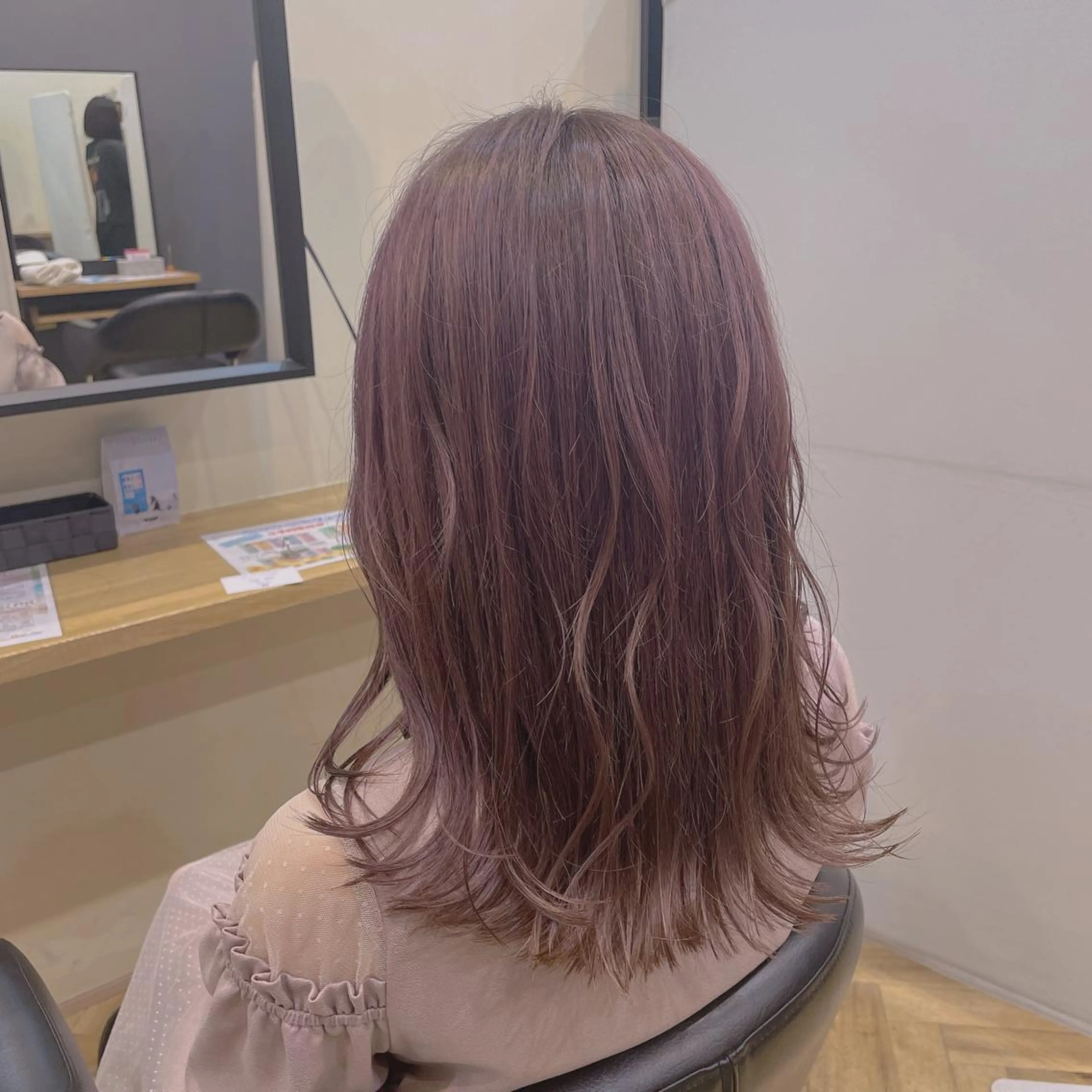 ミディアム ヘアカラー 韓国ヘア/レイヤー 🇰🇷/艶髪/長橋のヘアスタイル