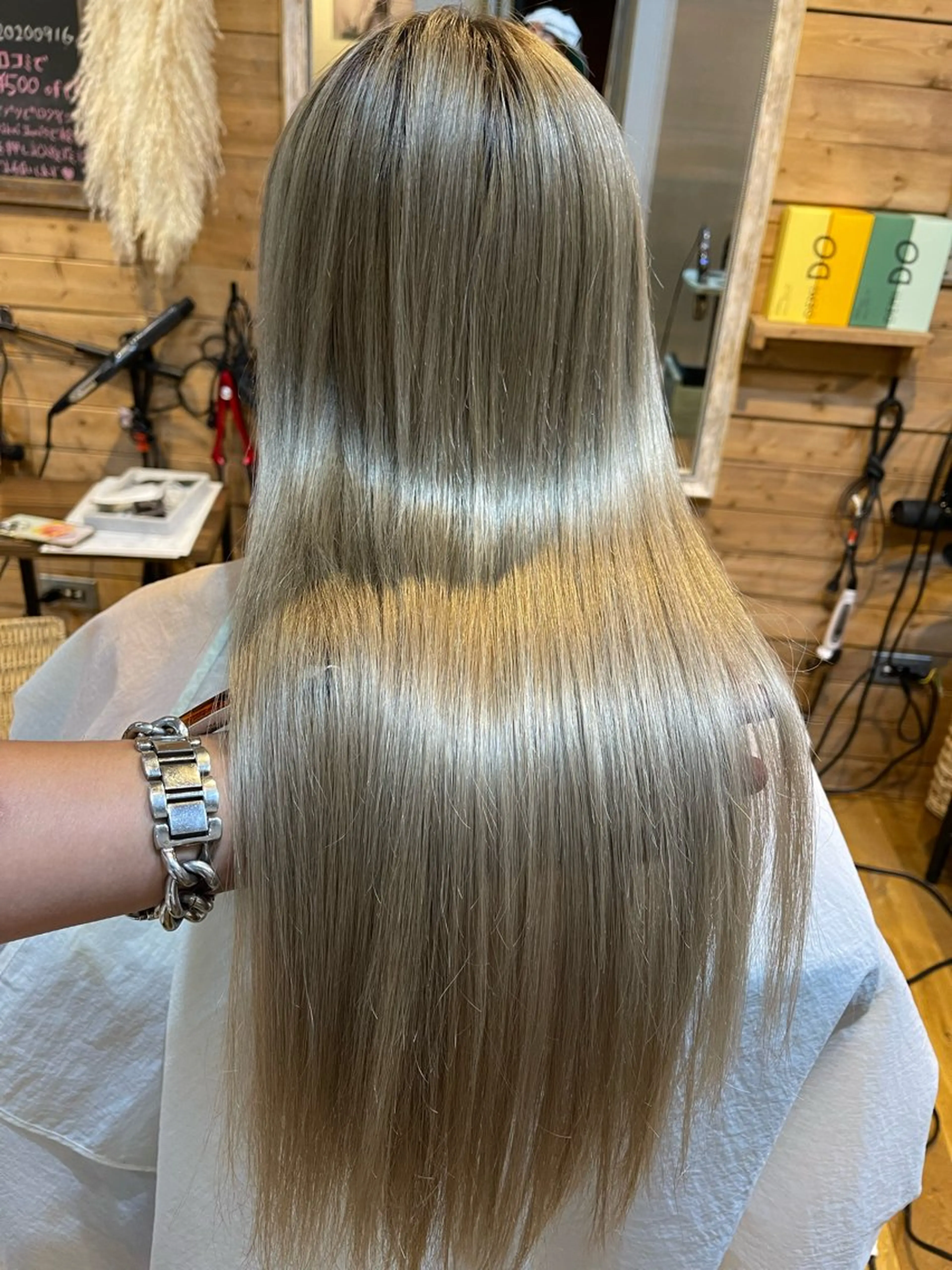 【髪質改善メニュー】美髪カラー+シャンプーブロー+トリートメントの写真