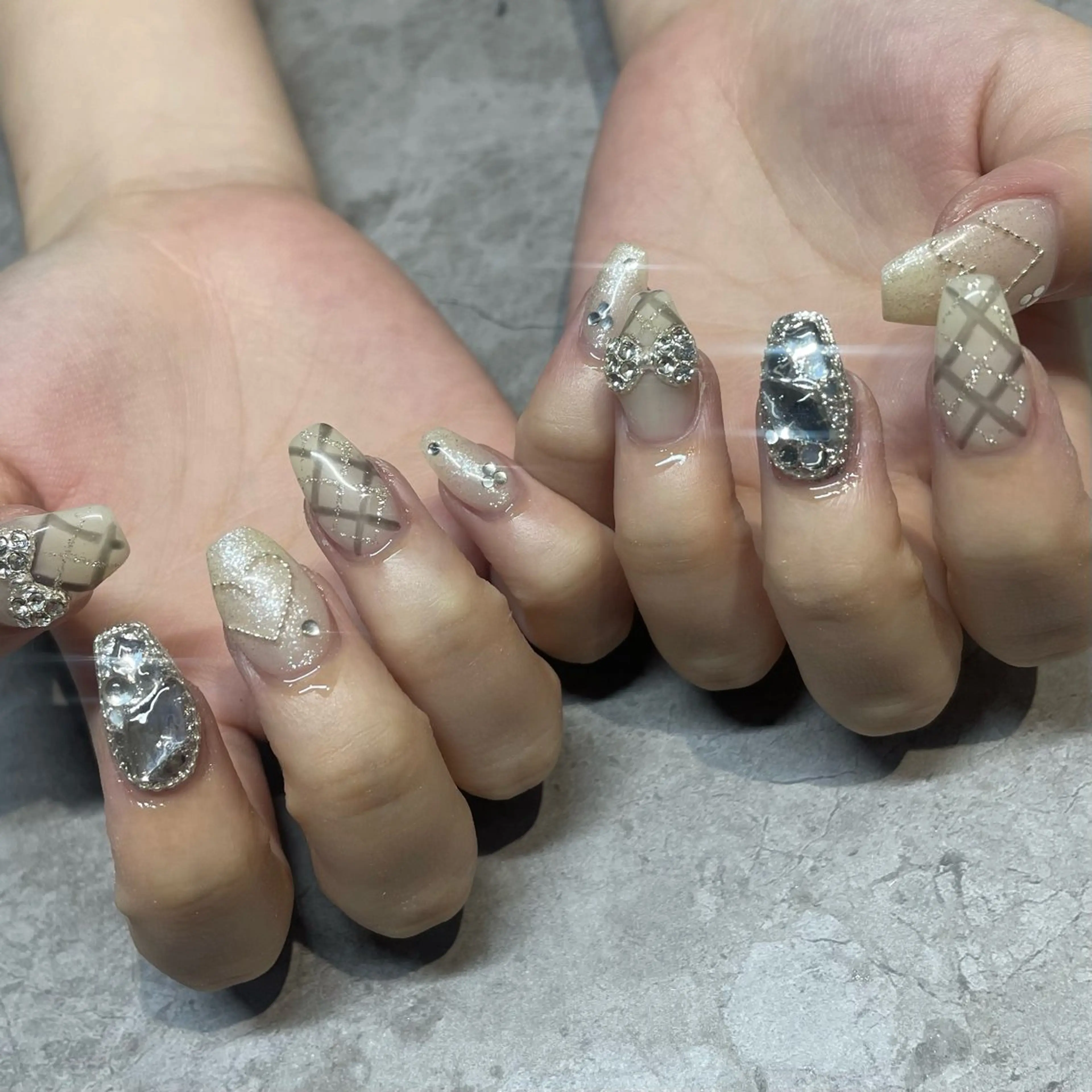 ネイル アートネイル ハンドネイル IROHA NAIL 横山佳那のネイルデザイン