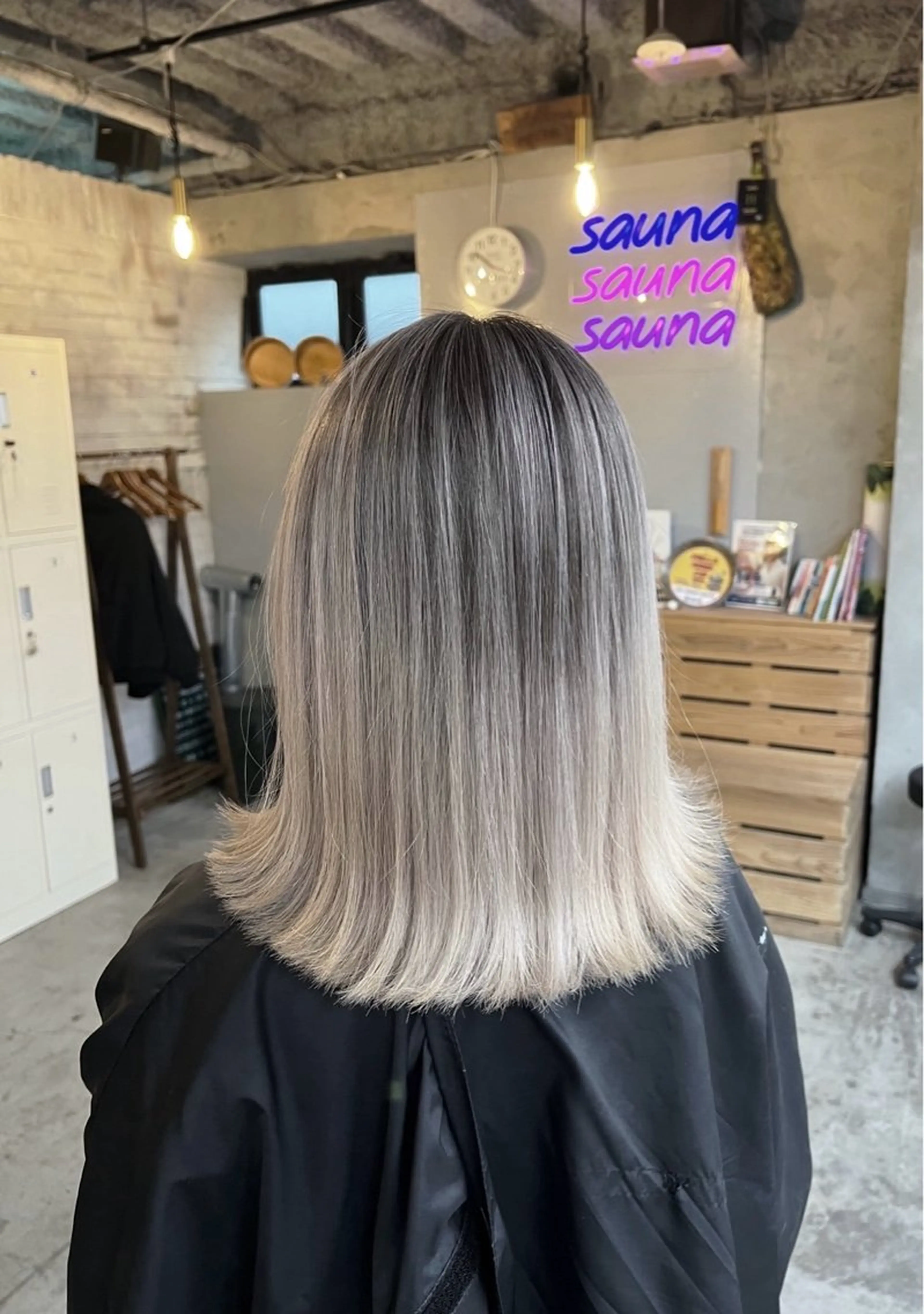 ショート カラー バレイヤージュ グレージュ レイヤーカット ヘアカラー トリートメント ROBIN所属・指名数No.1 /NAOYAのヘアスタイル