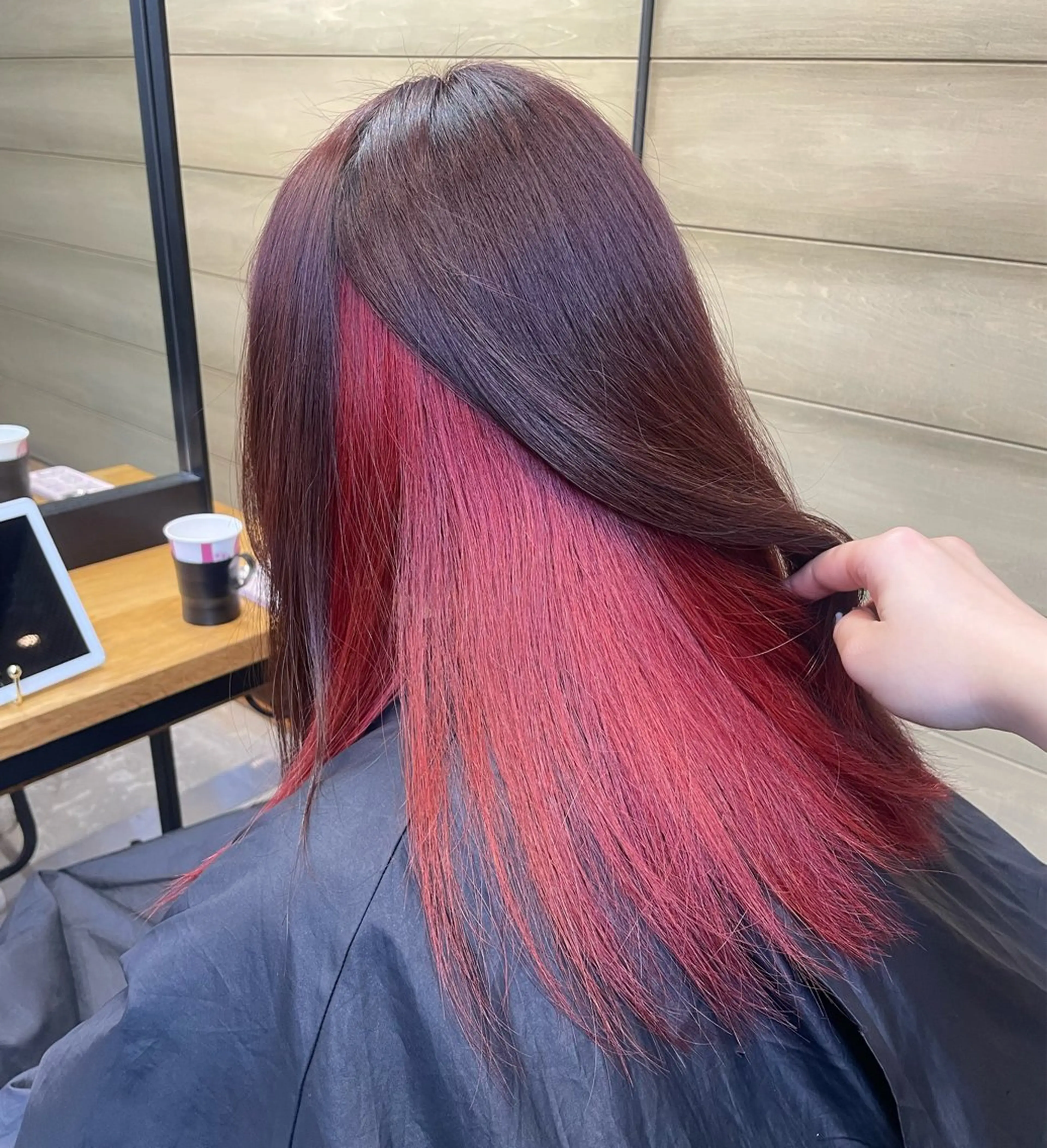 セミロング カラー ヒマワリ/ 艶カラー/髪質改善のヘアスタイル