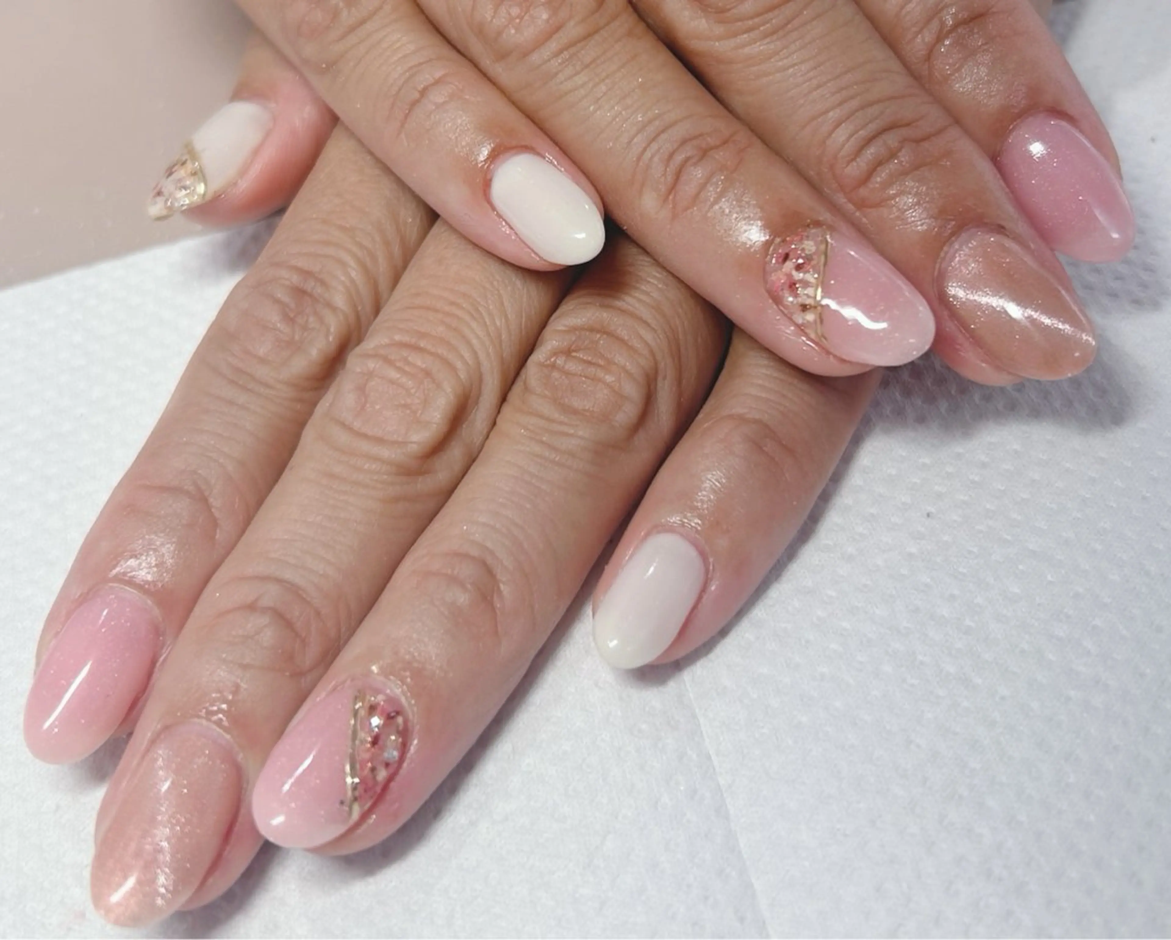 ネイル ニュアンスネイル ハンドネイル 室橋 舞のネイルデザイン