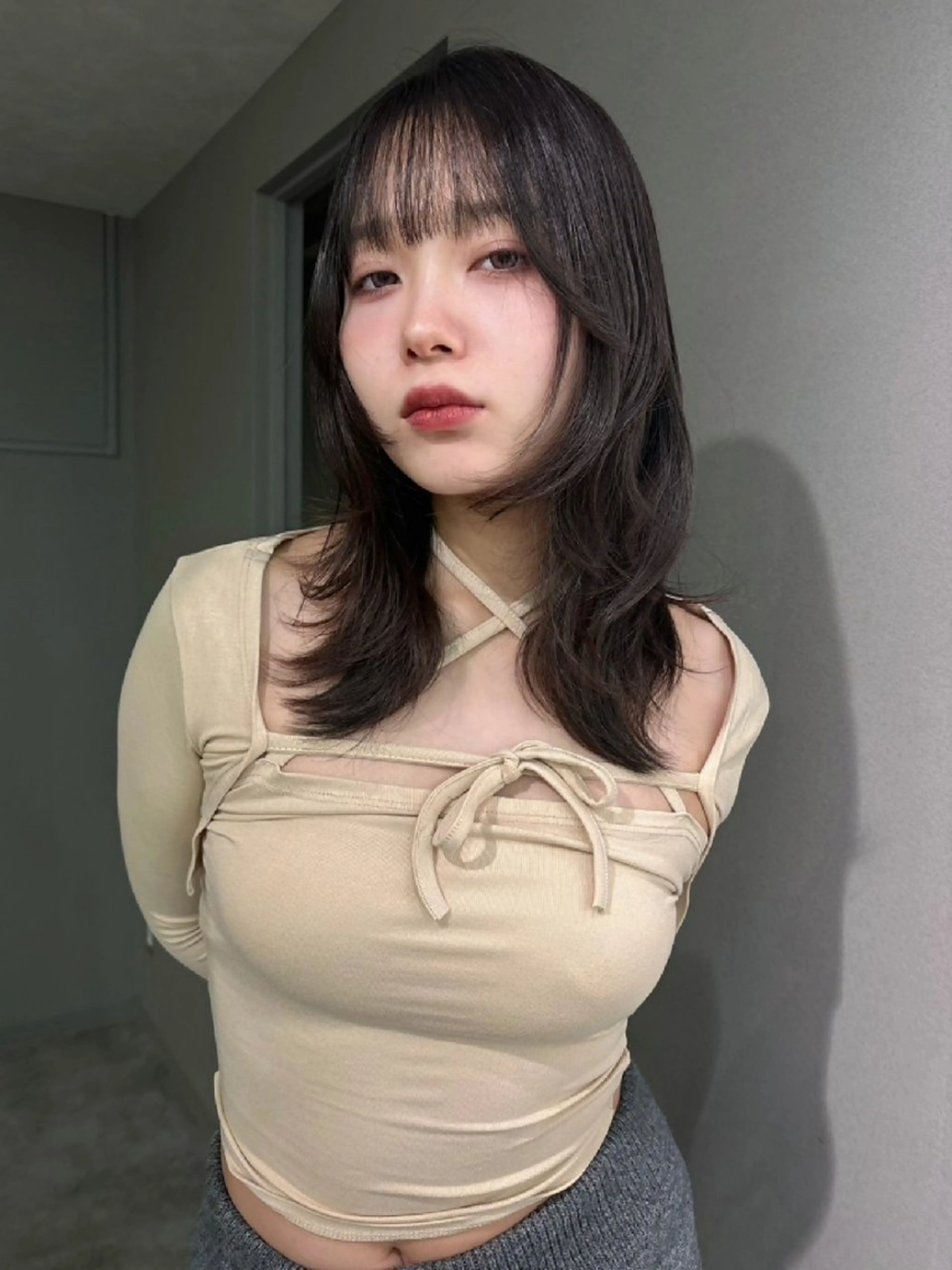 セミロング カラー ブリーチ ダブルカラー 顔周りカット ハッシュカット レイヤーカット HONEY渋谷 髪質改善/レイヤーのヘアスタイル