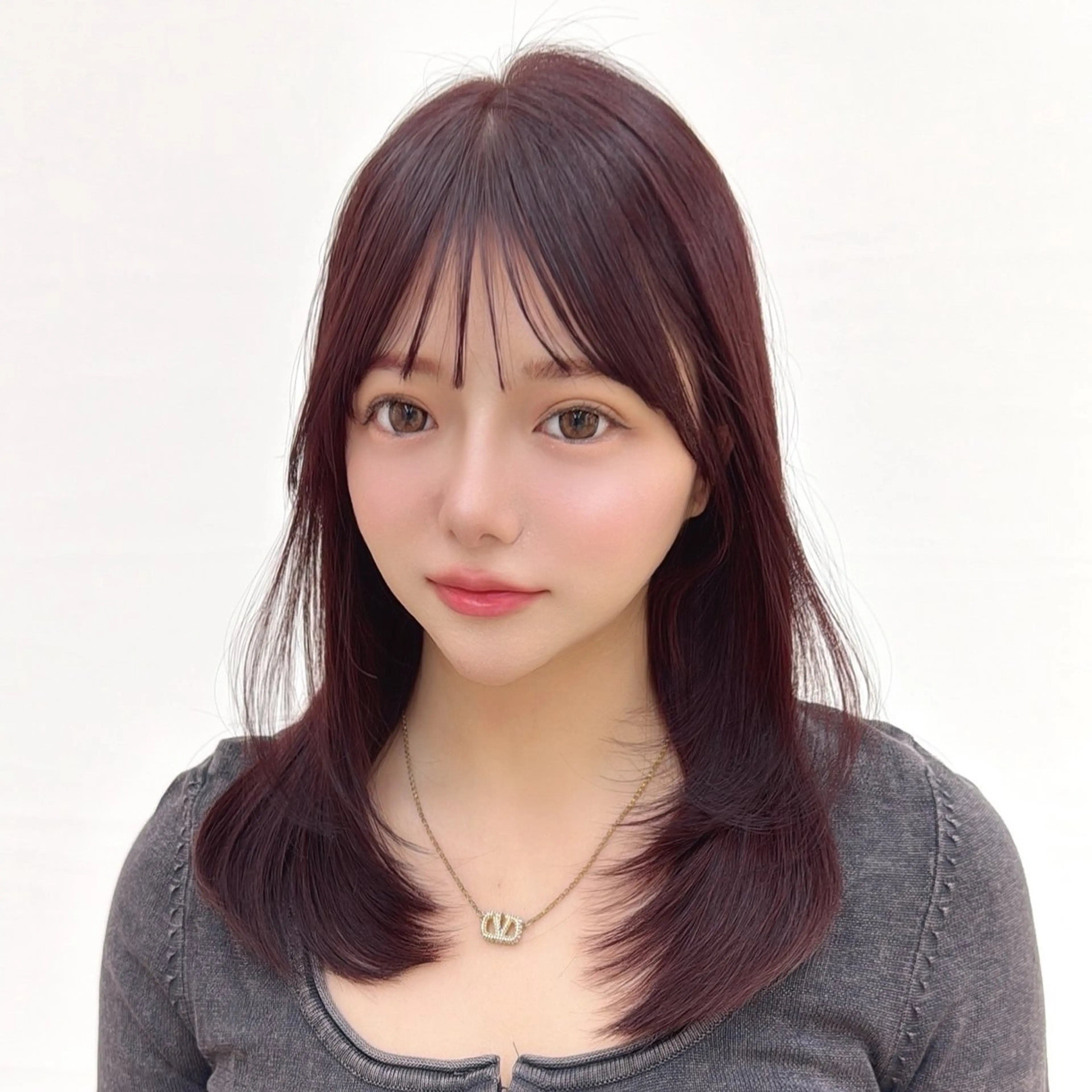 全体カット✂︎➕イルミナカラー🤍➕2step外部補修トリートメントor髪質改善トリートメントの写真