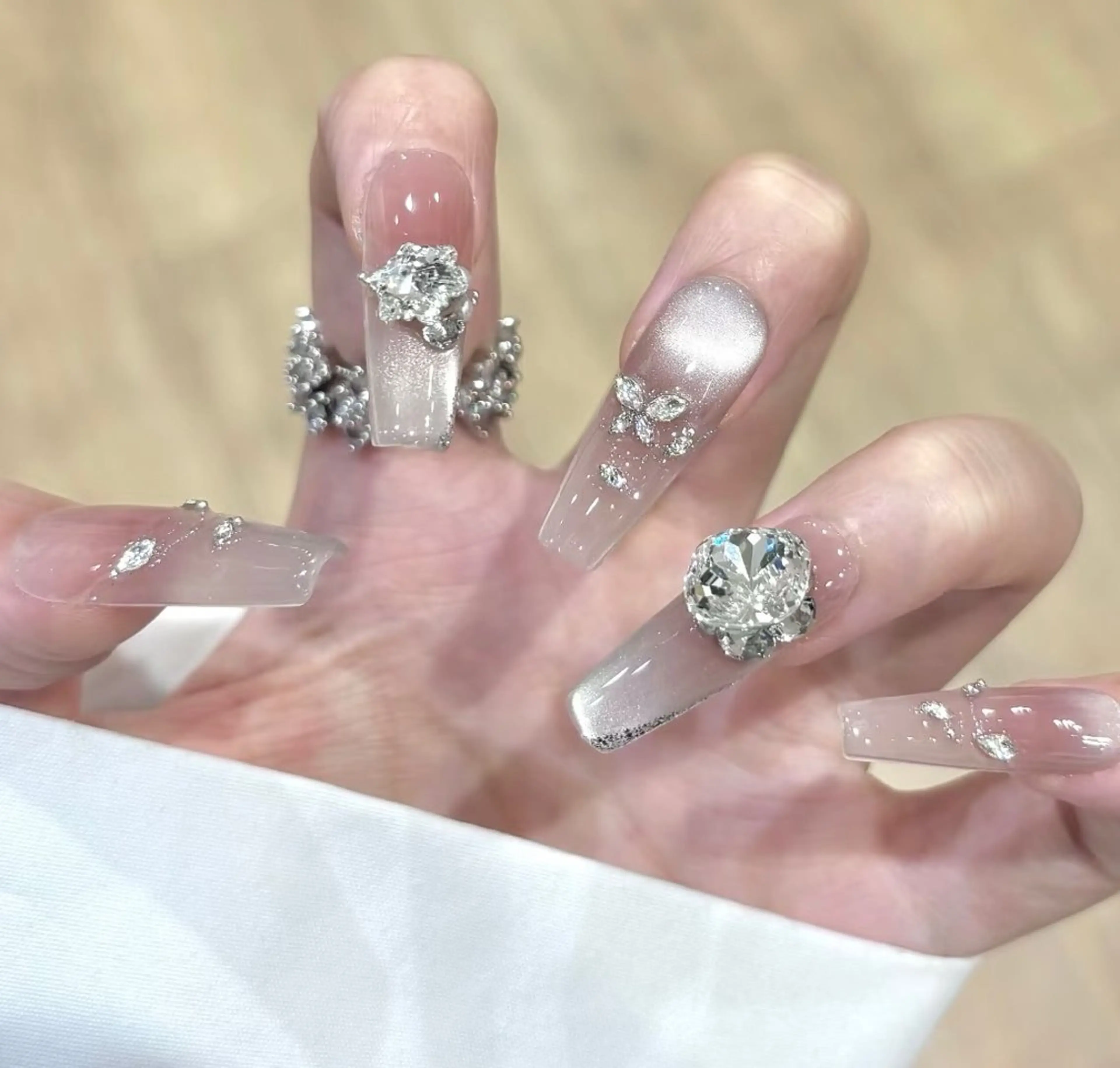 ネイル Miu Miu 🎀 長さだし專門のネイルデザイン