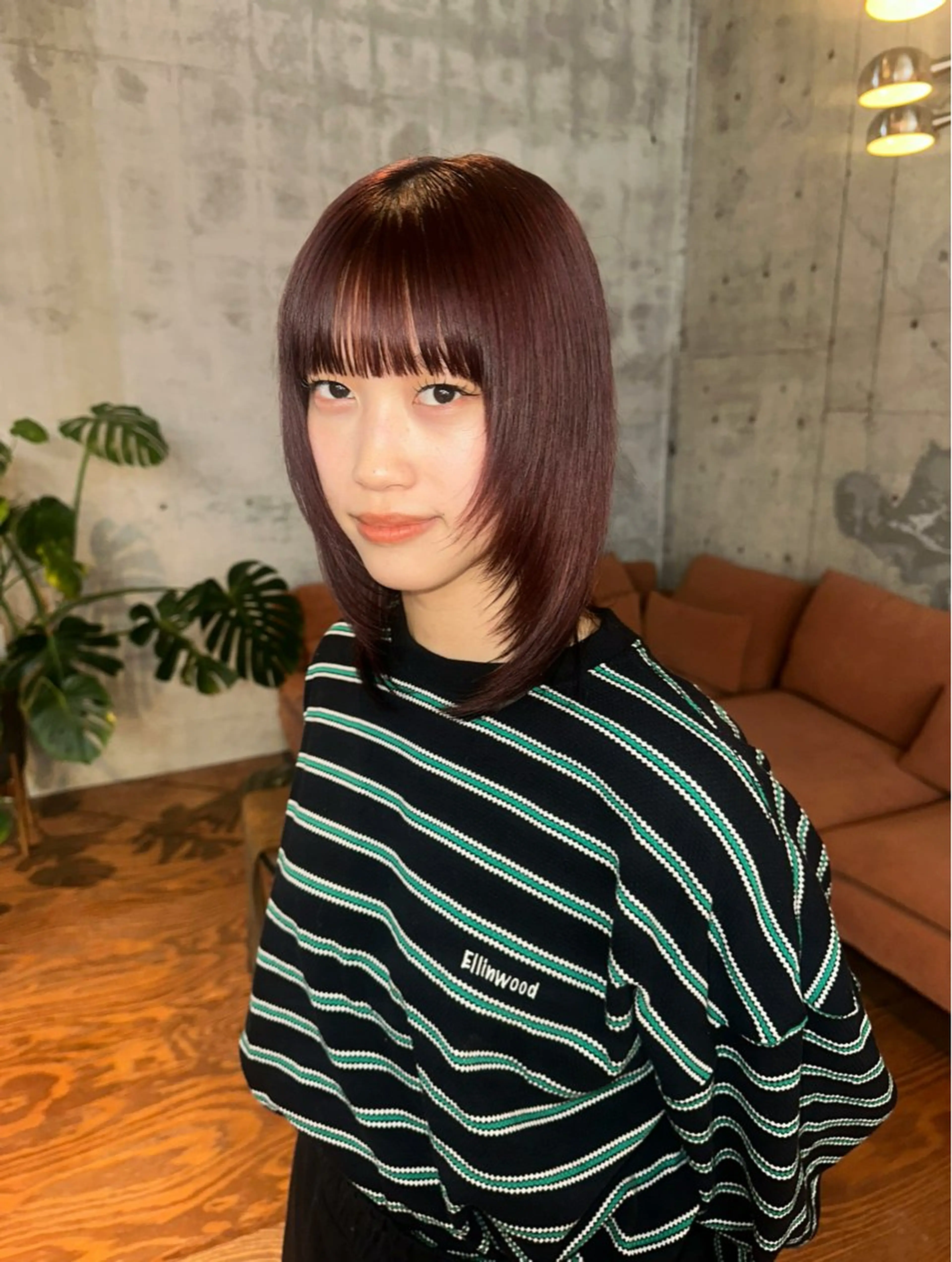 ミディアム カラー レイヤーカット 【sica】 nanaのヘアスタイル