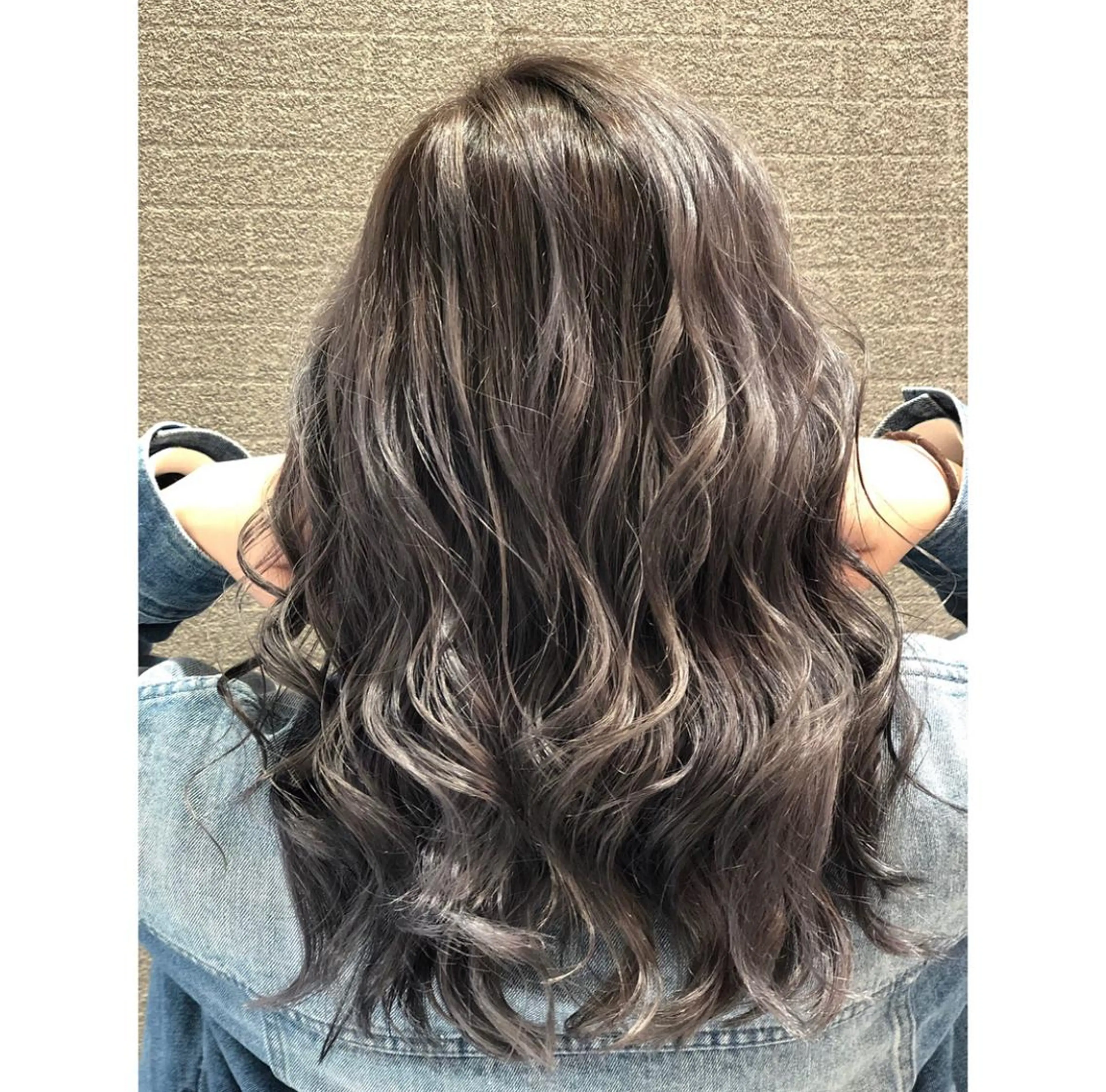 ミディアム カラー ヘアアレンジ バレイヤージュ デザインカラー グラデーションカラー ハイライトカラー ハイトーンカラー アンドウ ユウ/ レイヤーカット/韓国のヘアスタイル